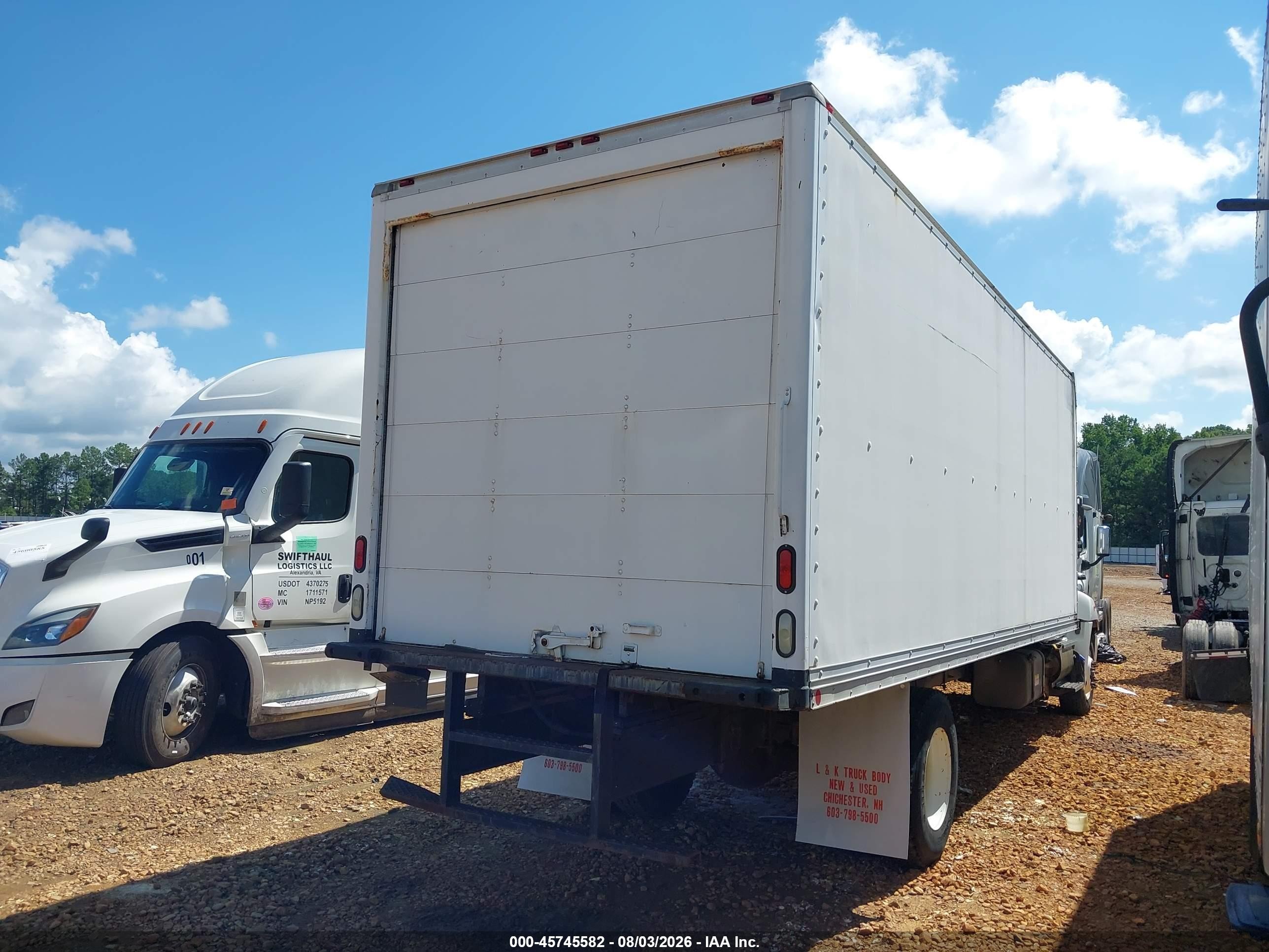 2011 Hino 258/268 VIN 5PVNE8JV2B4S51999 IAAI salvage auction — Normal Wear, Clear (New Hampshire), sold $3,100 on 2026-08-27 (photo 4)