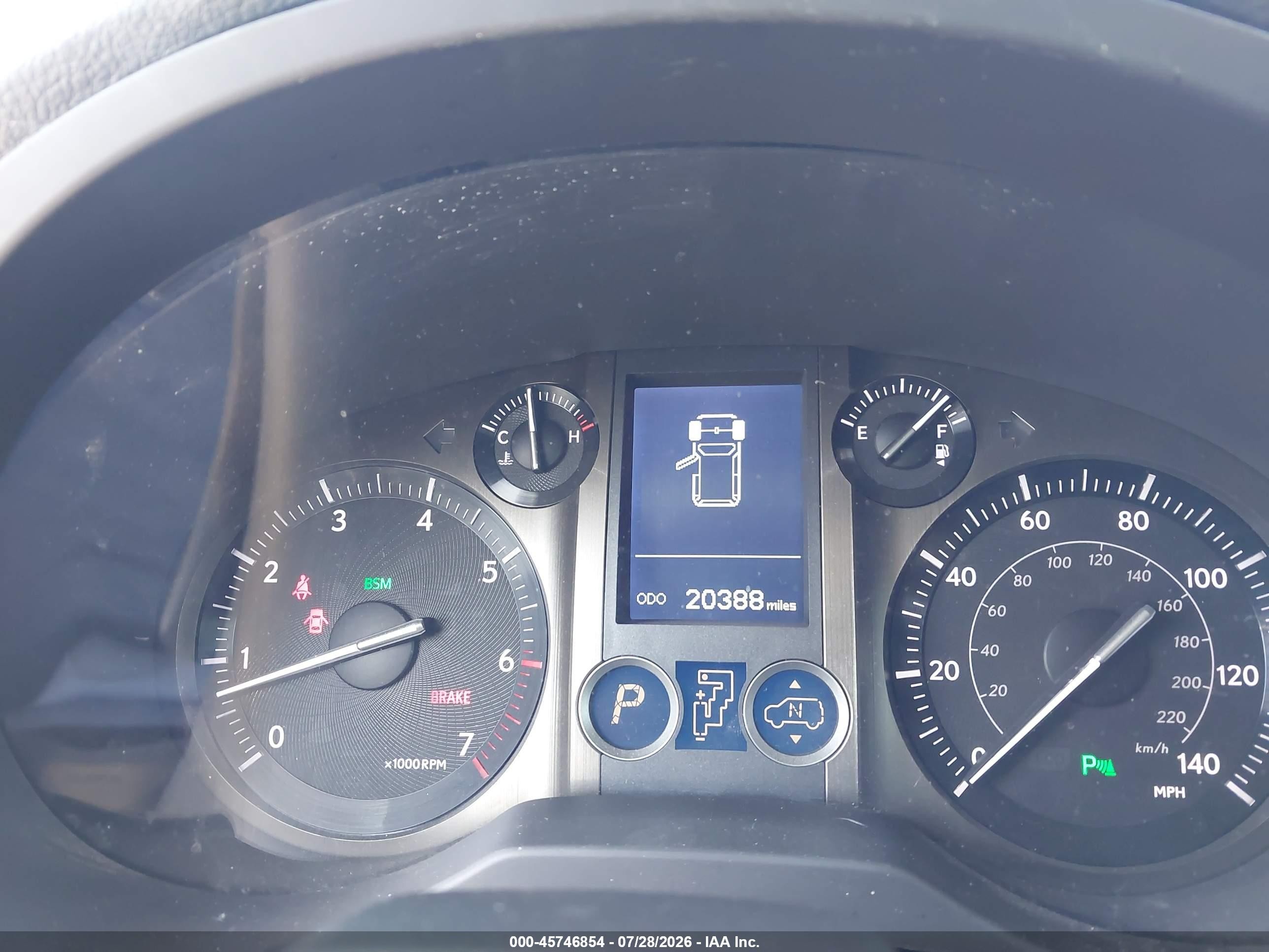 2016 Lexus Gx 460 VIN JTJJM7FX0G5145362 IAAI salvage auction — Front End, Clear - Dealer Only (California), sold $15,225 on 2026-08-12 (photo 7)