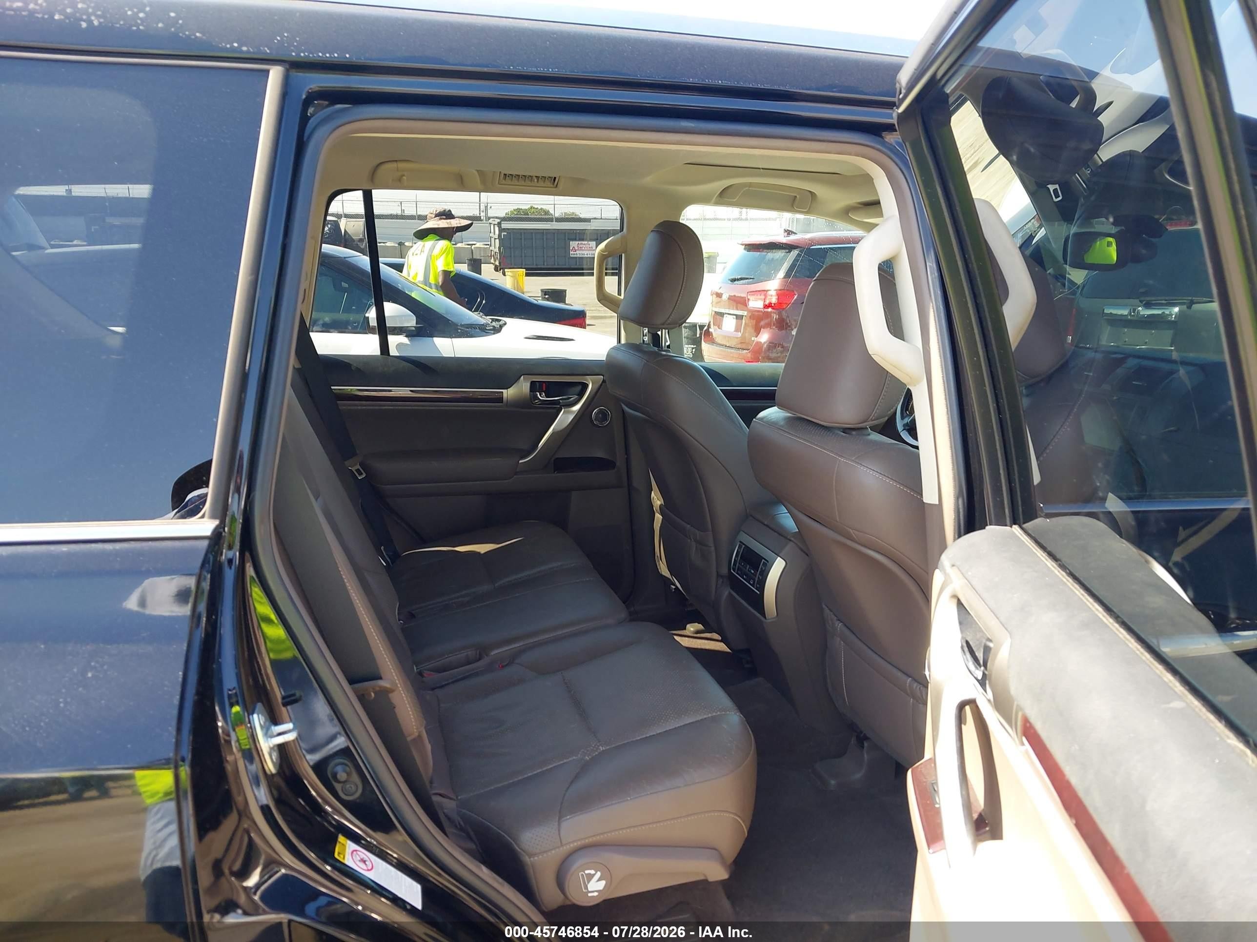 2016 Lexus Gx 460 VIN JTJJM7FX0G5145362 IAAI salvage auction — Front End, Clear - Dealer Only (California), sold $15,225 on 2026-08-12 (photo 8)