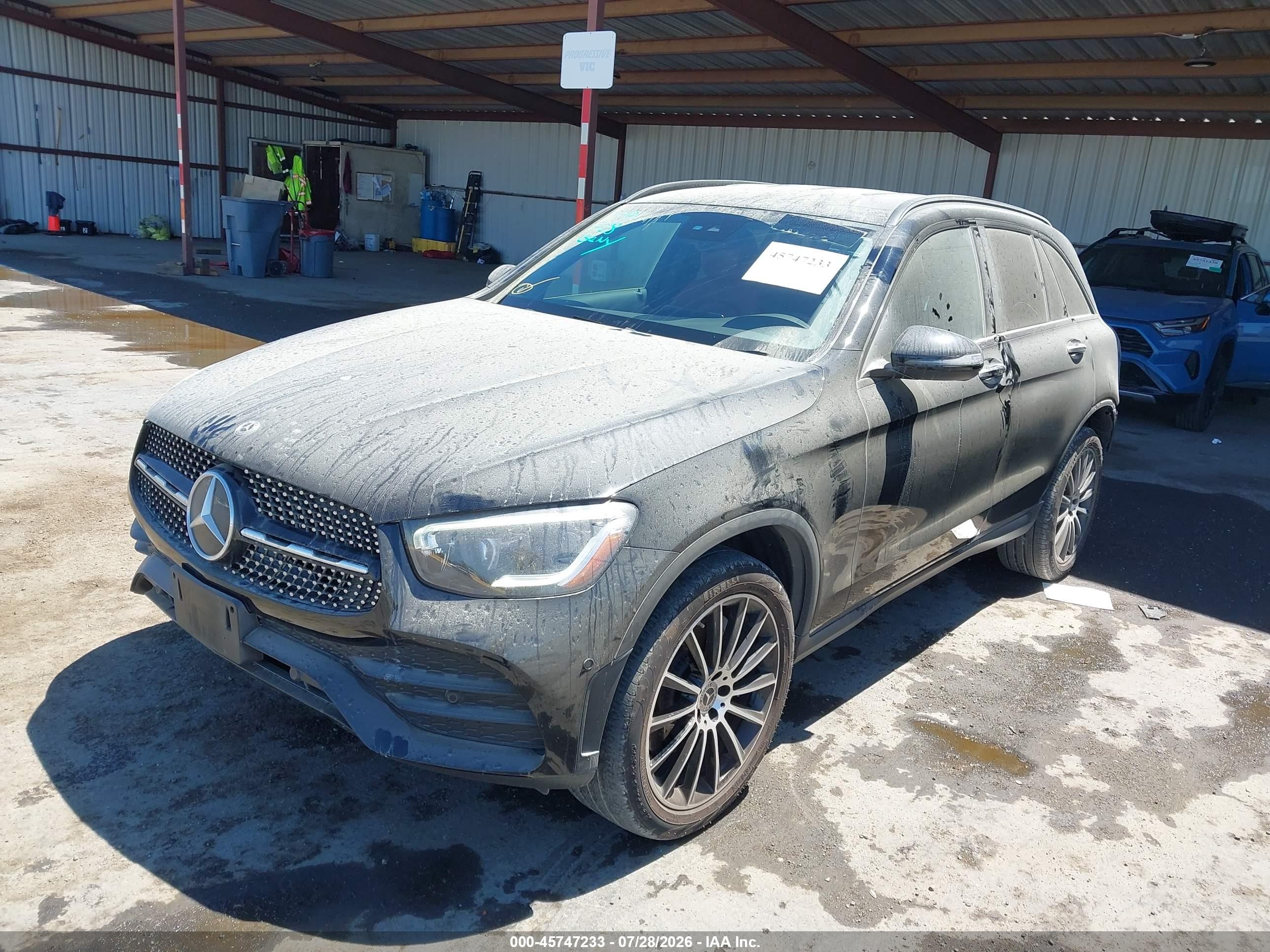 2022 Mercedes-benz Glc VIN W1N0G8DB6NV331870 IAAI salvage auction — Rear End, Salvage (California), sold $14,125 on 2026-10-09 (photo 2)