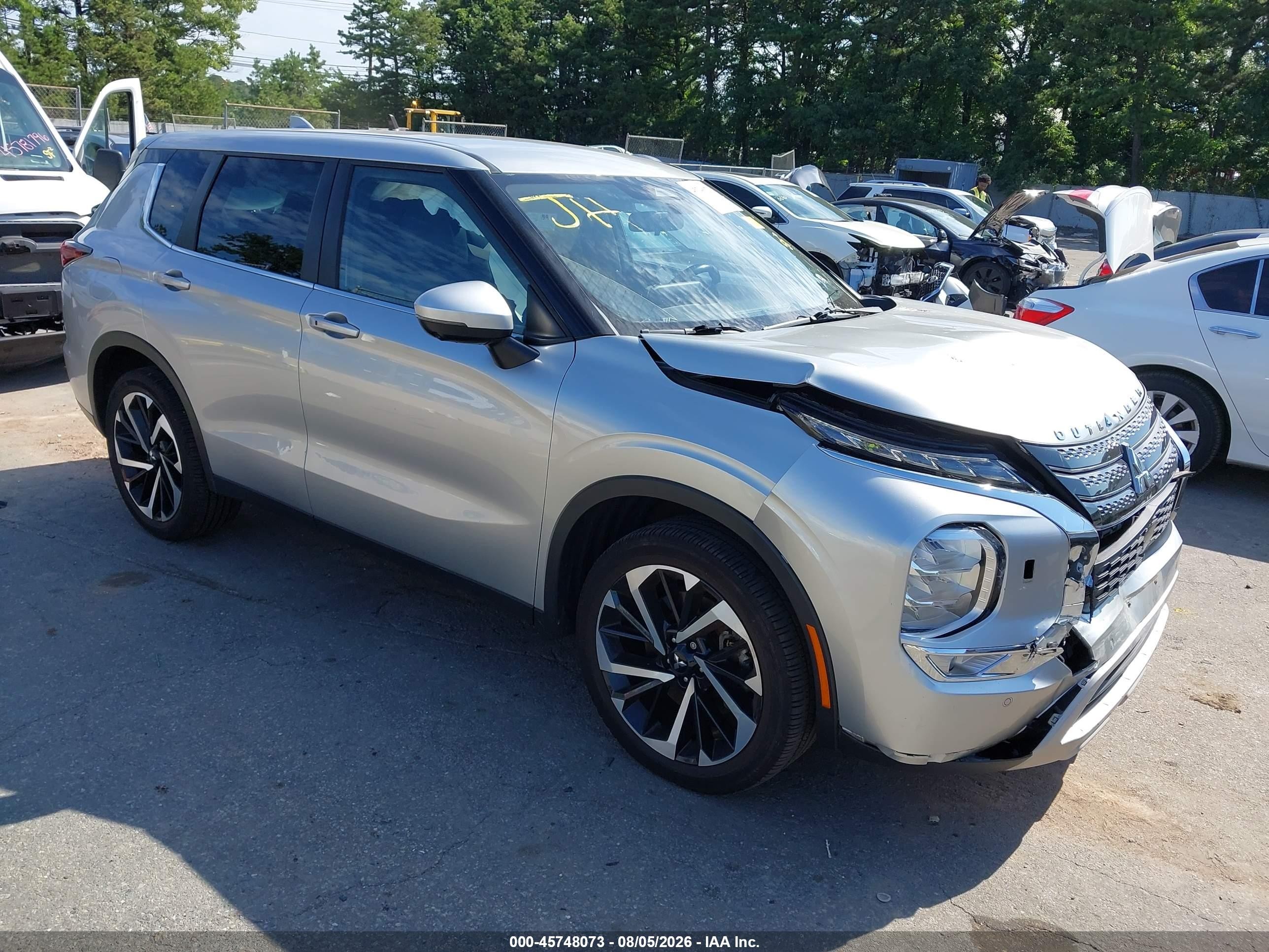 2023 Mitsubishi Outlander VIN JA4J4UA82PZ035496 — IAAI salvage auction photo
