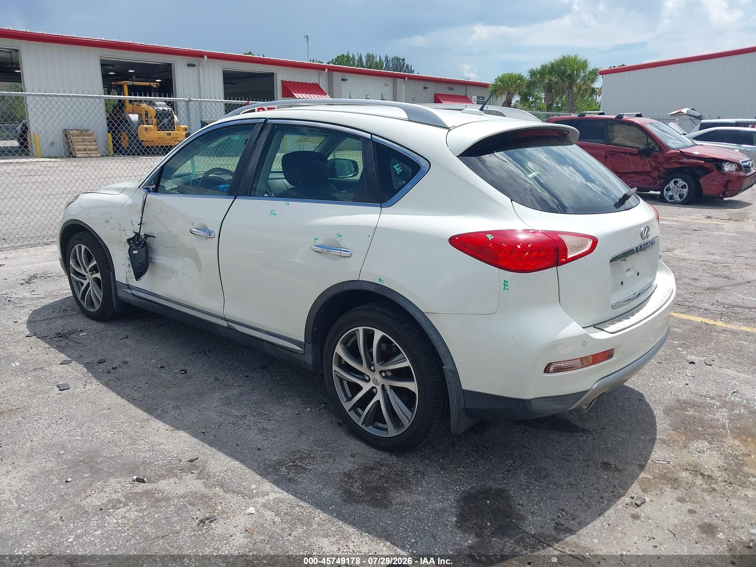 2017 Infiniti Qx50 VIN JN1BJ0RP1HM386022 IAAI salvage auction — Side, Rebuildable (Florida), sold $4,900 on 2026-09-02 (photo 3)