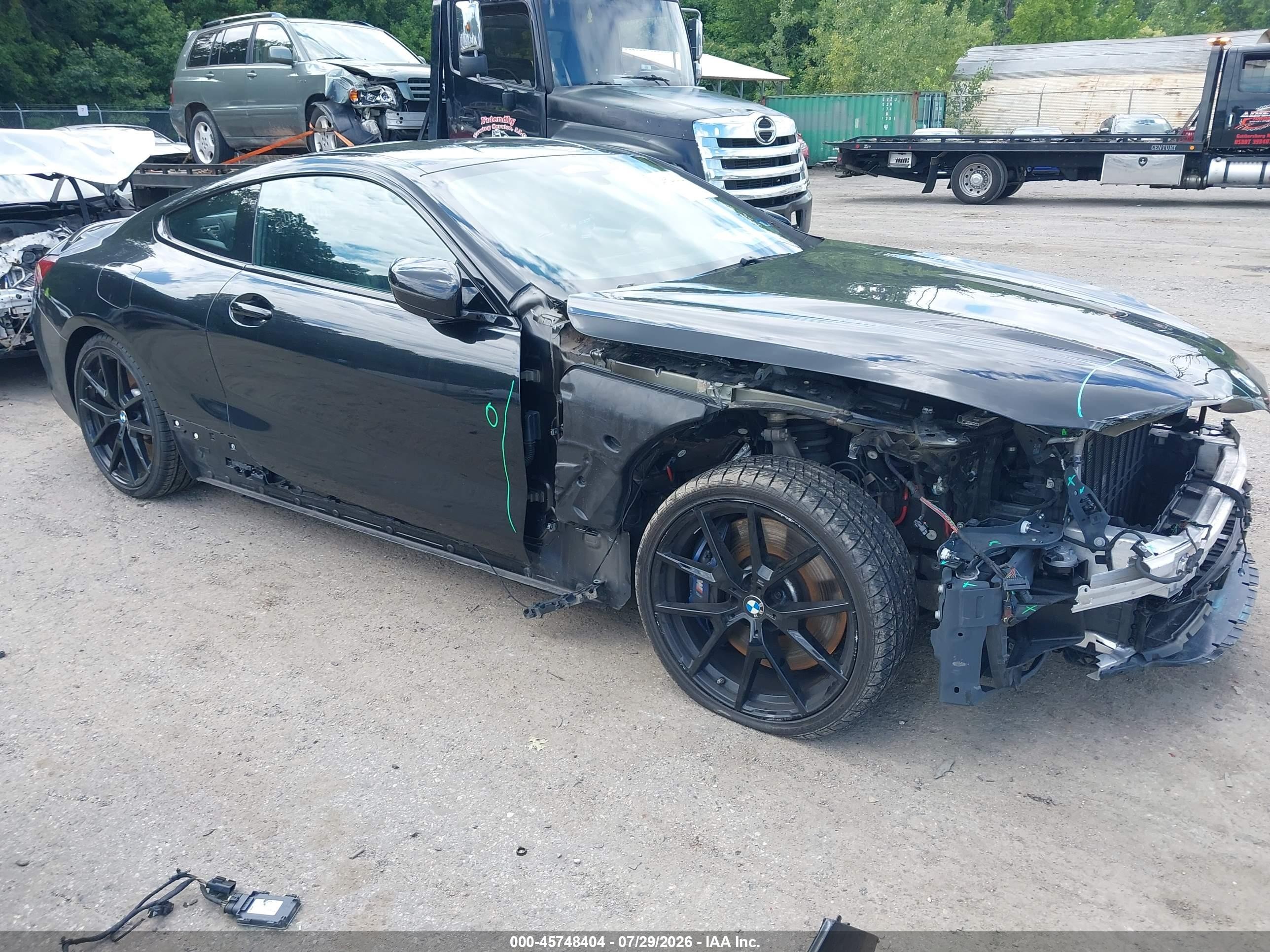 2021 BMW M850i xDrive VIN WBABC4C00MCF01946 — IAAI salvage auction photo