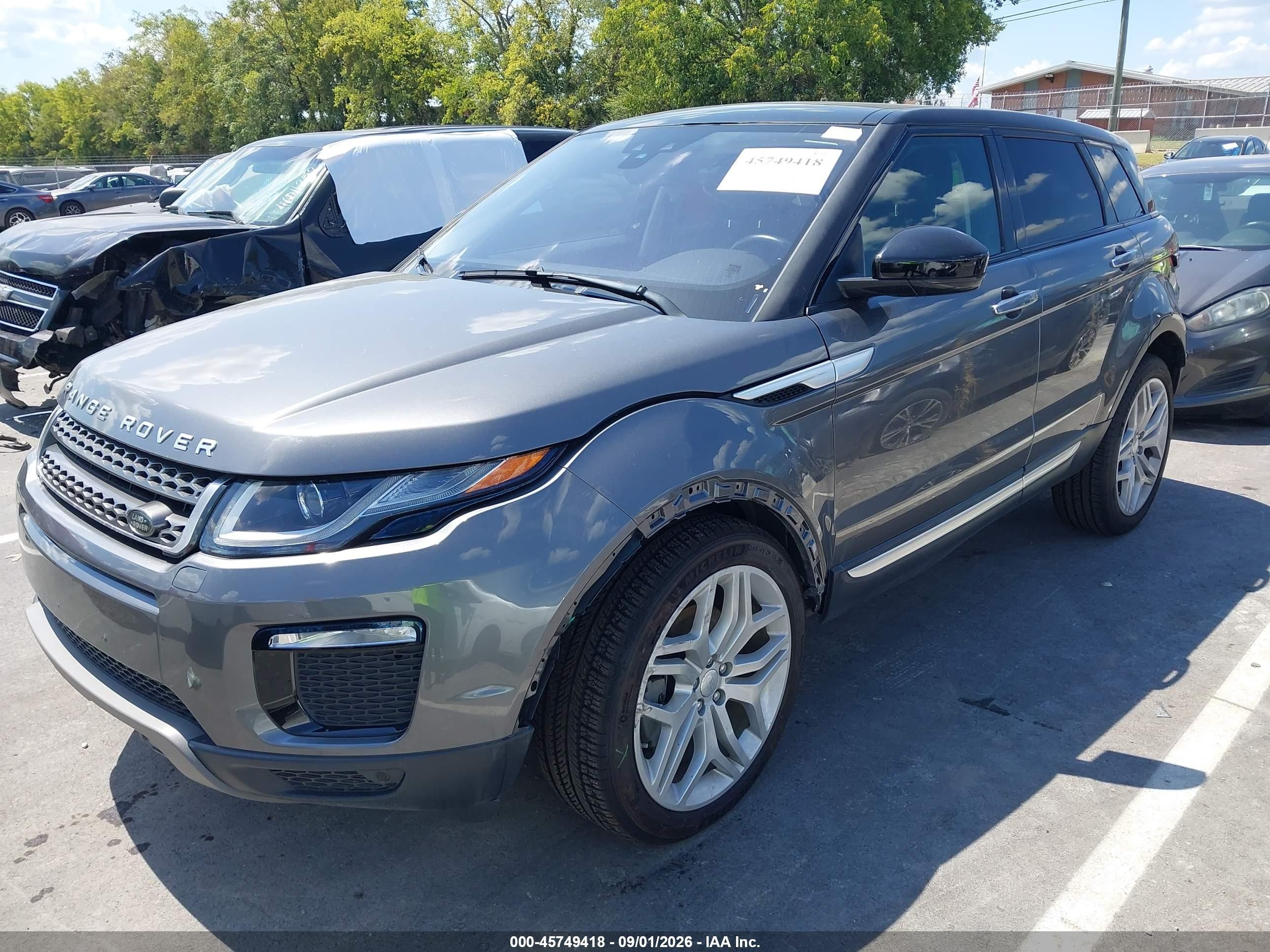 2019 Land Rover Range Rover Evoque VIN SALVR2RX7KH348771 IAAI salvage auction — Side, Salvage (Tennessee), sold $7,600 on 2026-09-11 (photo 2)