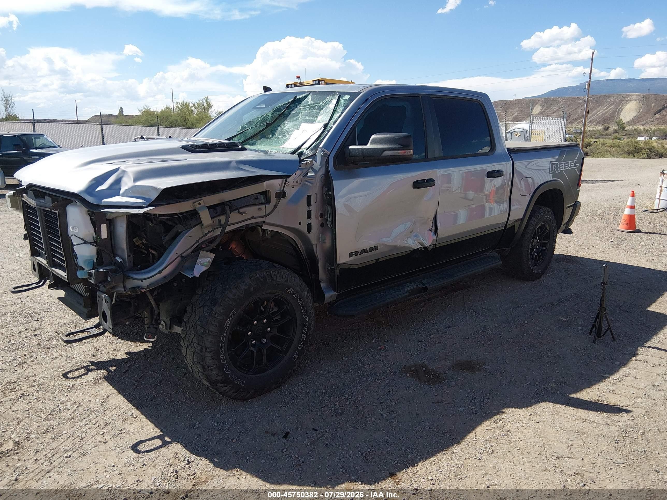 2025 Ram 1500 VIN 1C6SRFLP9SN549512 IAAI salvage auction — Front End, Salvage (Utah), sold $18,600 on 2026-09-12 (photo 2)