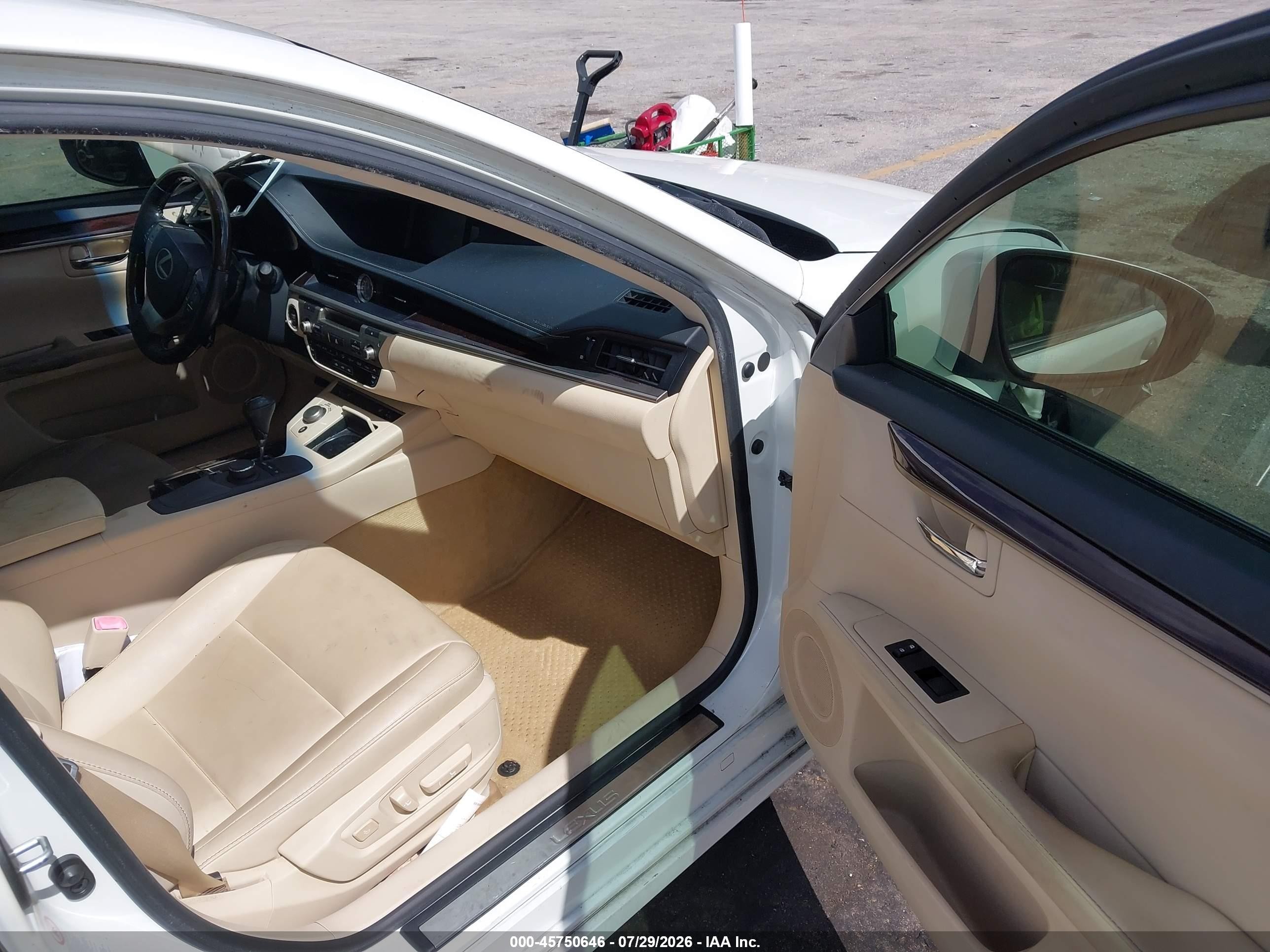 2013 Lexus ES VIN JTHBK1GG5D2058951 IAAI salvage auction — Unknown, Rebuildable (Florida), sold $2,700 on 2026-10-05 (photo 5)