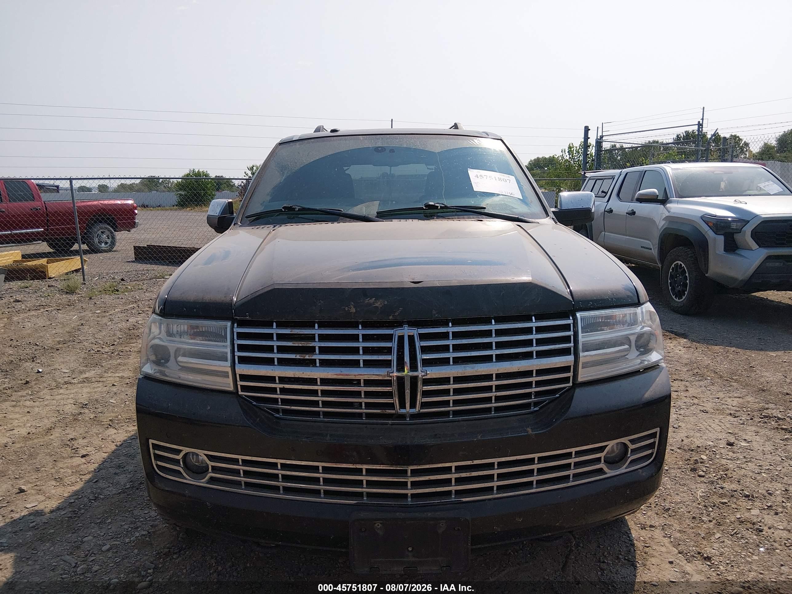 2011 Lincoln Navigator VIN 5LMJJ2J56BEJ03297 IAAI salvage auction — Hail, Clear (Montana), sold $975 on 2026-09-12 (photo 6)