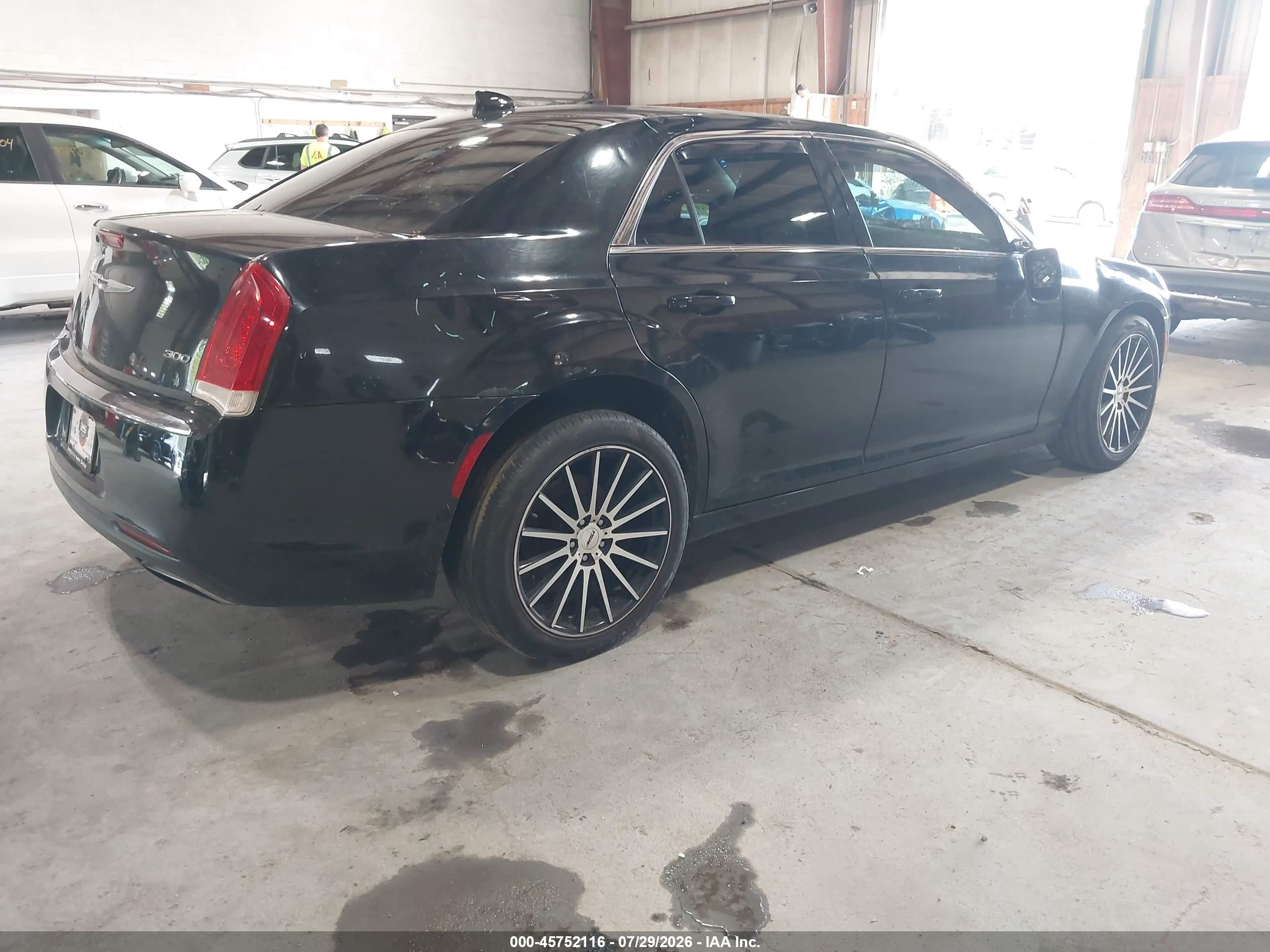 2016 Chrysler 300 VIN 2C3CCARG1GH344246 IAAI salvage auction — Unknown, Mv-907A (New York), sold $825 on 2026-09-09 (photo 4)