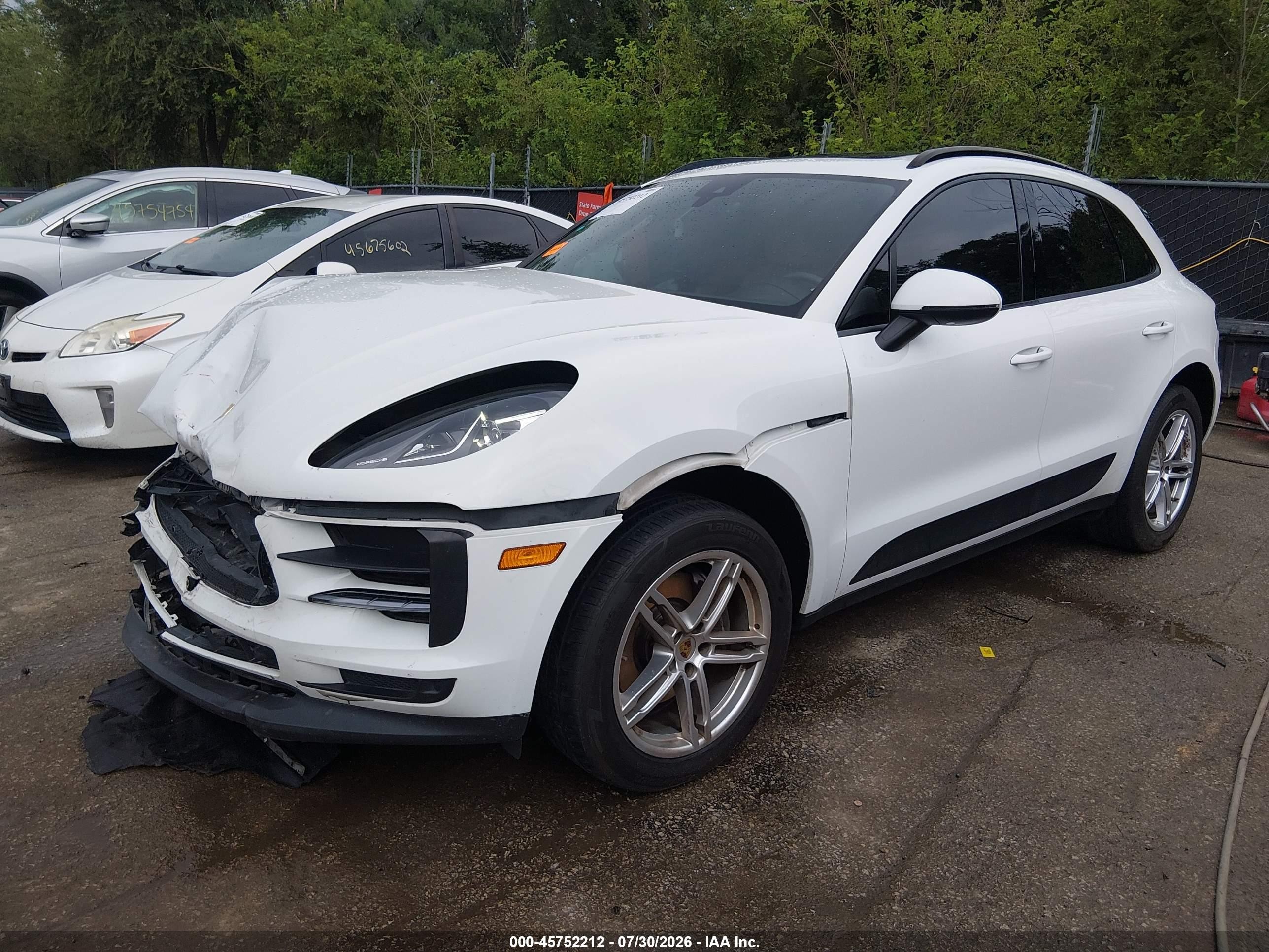 2020 Porsche Macan VIN WP1AA2A5XLLB09722 IAAI salvage auction — Front End, Wait Title, sold $9,200 on 2026-09-20 (photo 2)