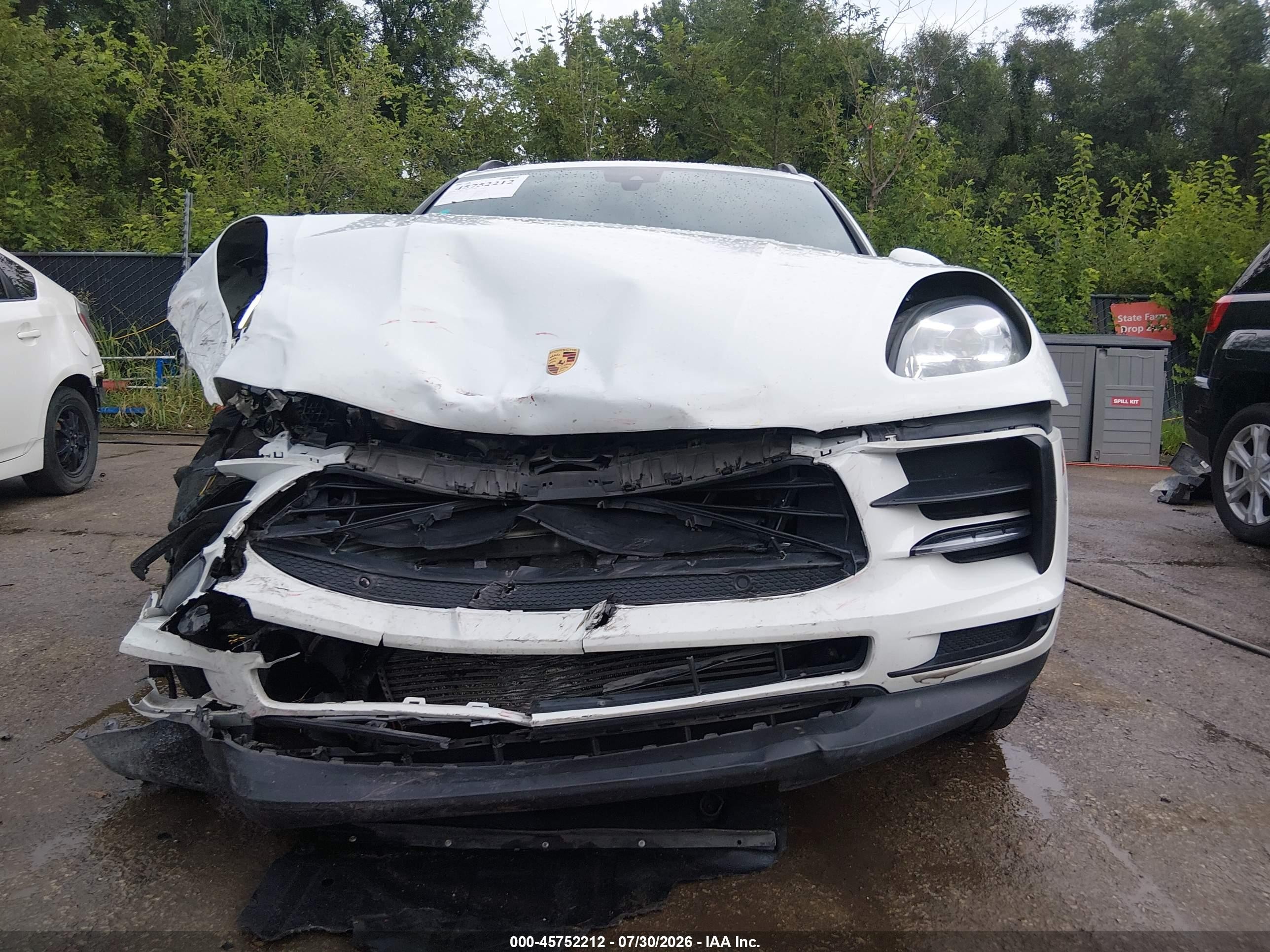 2020 Porsche Macan VIN WP1AA2A5XLLB09722 IAAI salvage auction — Front End, Wait Title, sold $9,200 on 2026-09-20 (photo 6)