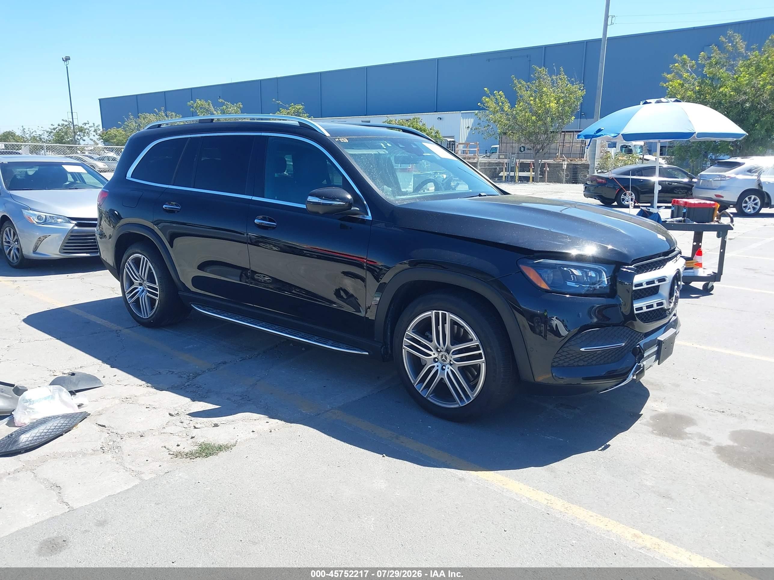 2022 Mercedes-Benz GLS-Class VIN 4JGFF5KE5NA722107 — IAAI salvage auction photo