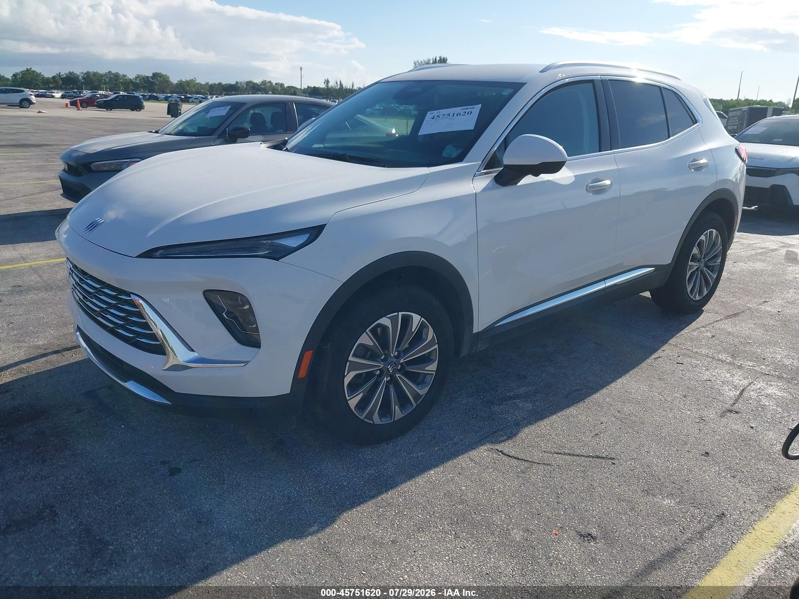 2025 Buick Envision VIN LRBFZKE45SD092790 IAAI salvage auction — Unknown, Rebuildable (Florida), sold $7,100 on 2026-09-19 (photo 2)