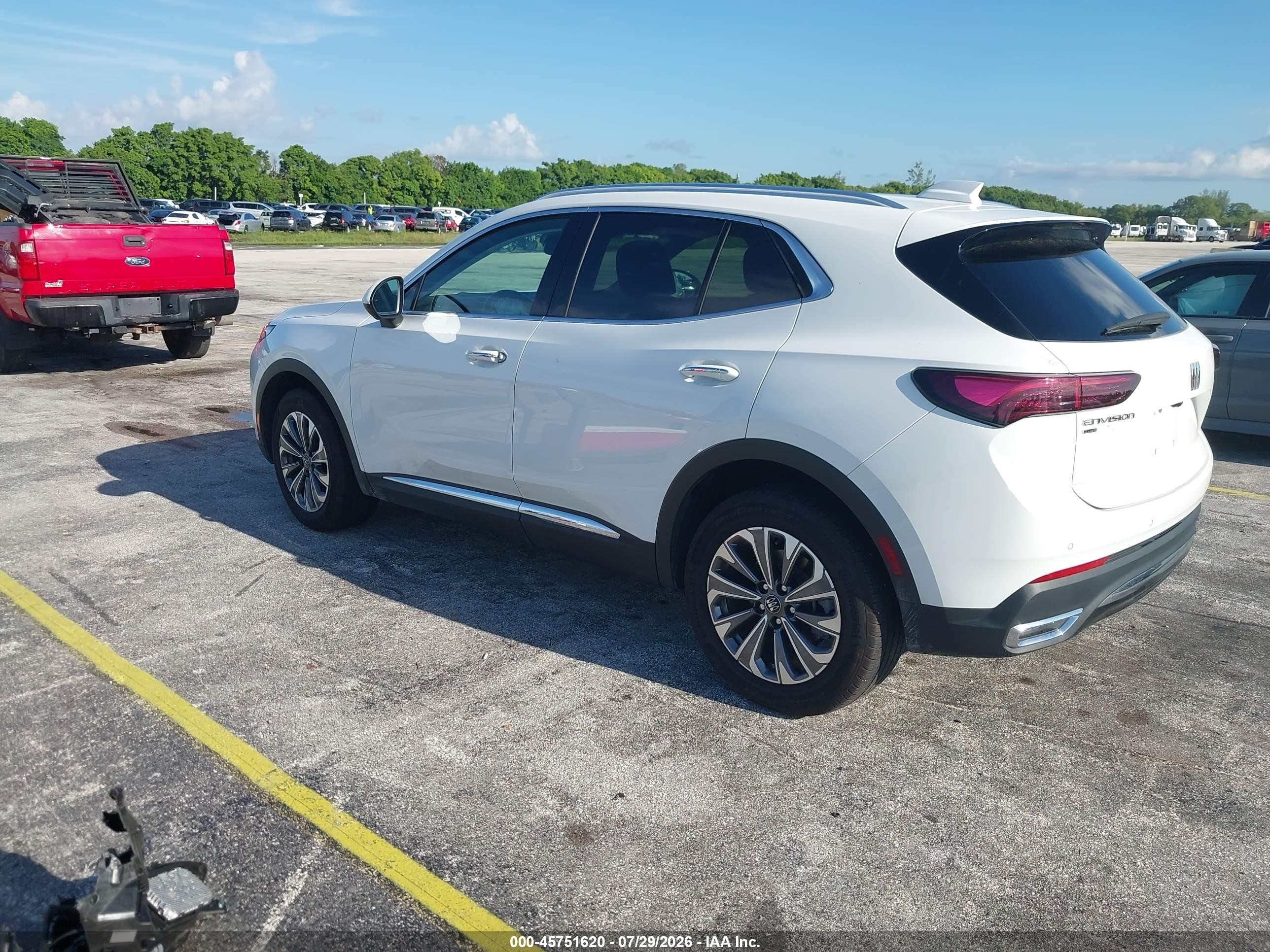 2025 Buick Envision VIN LRBFZKE45SD092790 IAAI salvage auction — Unknown, Rebuildable (Florida), sold $7,100 on 2026-09-19 (photo 3)