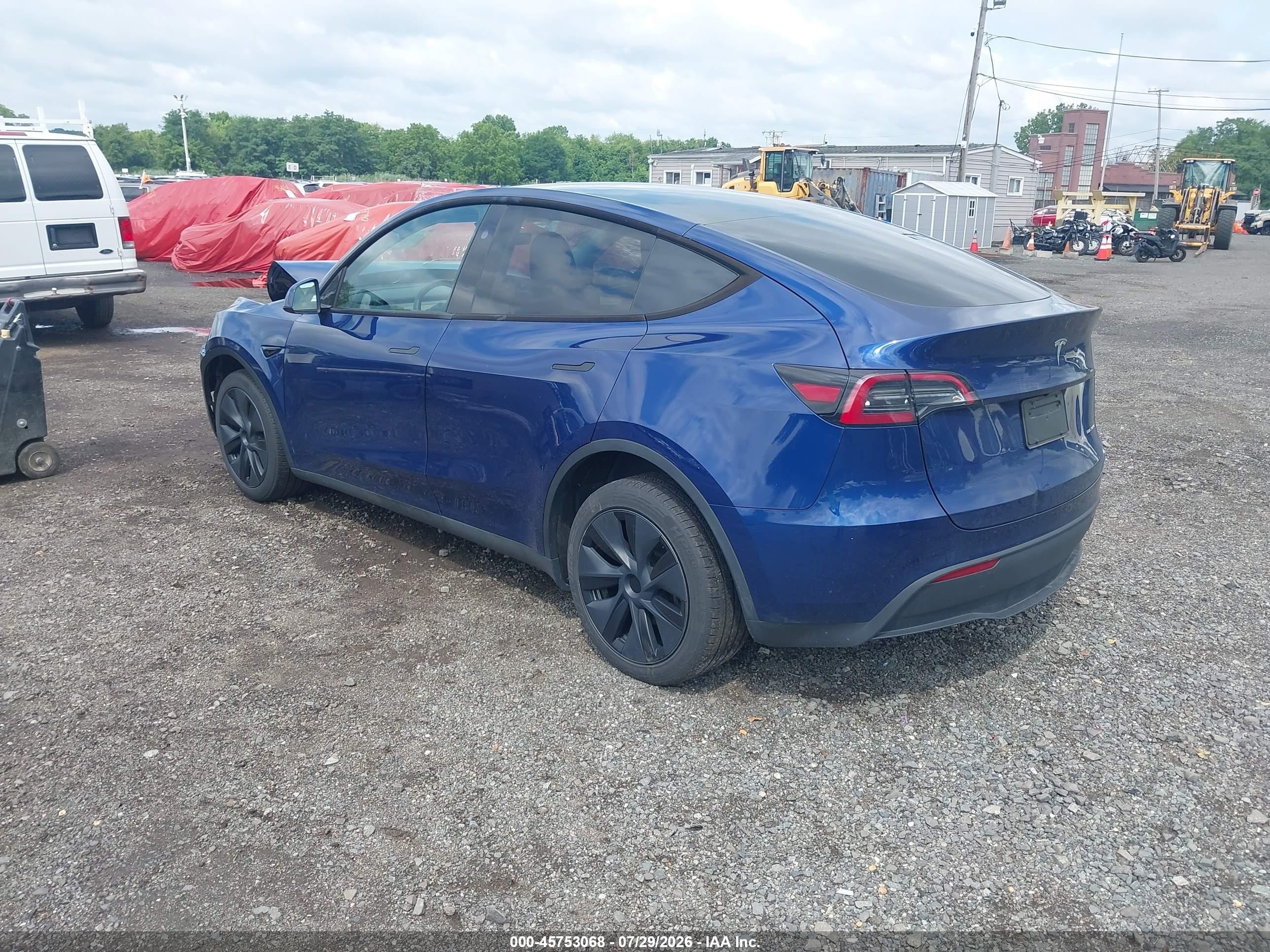 2024 Tesla Model Y VIN 7SAYGDEE0RA305457 IAAI salvage auction — Front End, Salvage (Idaho), sold $16,700 on 2026-09-13 (photo 3)