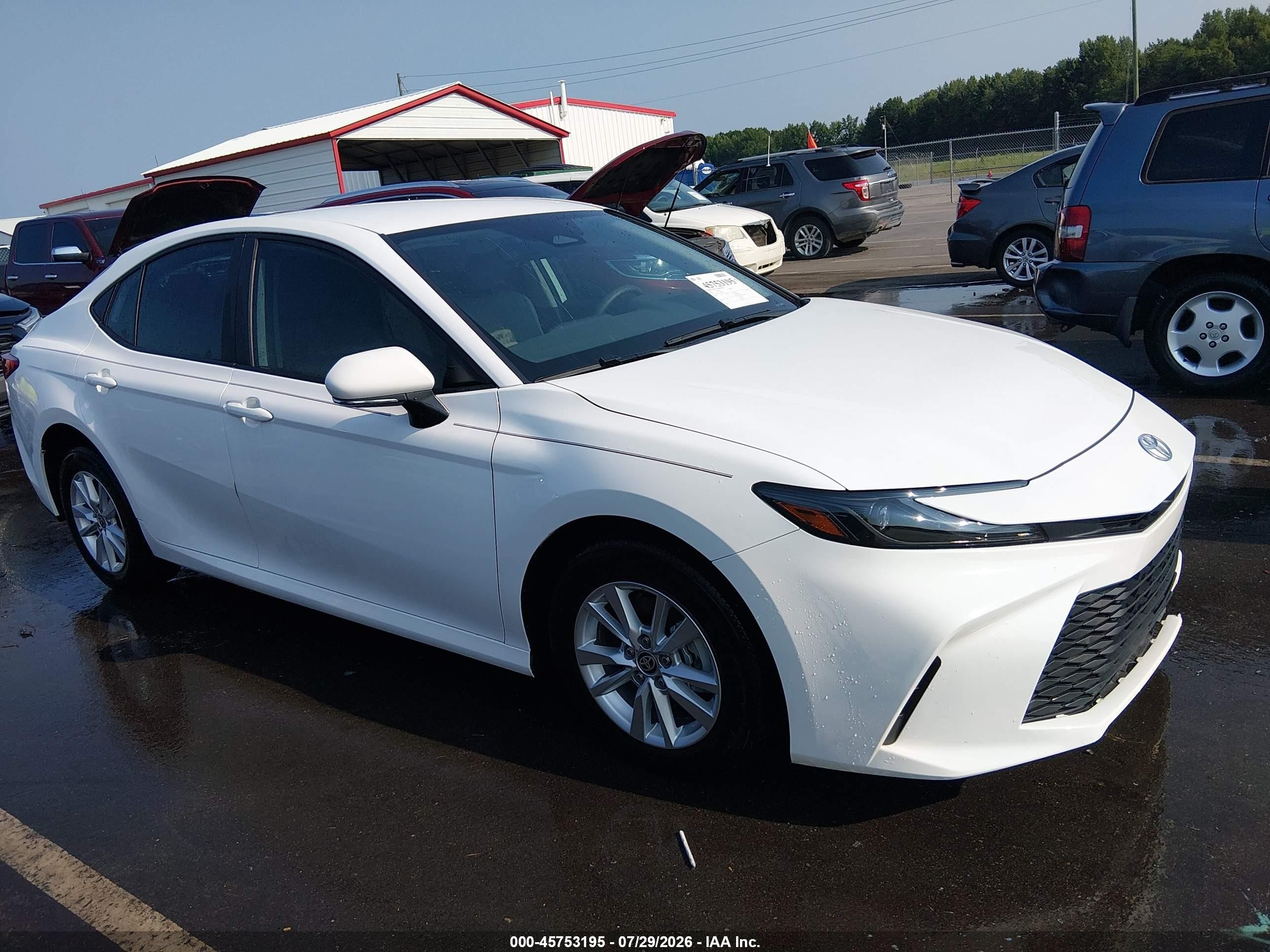 2025 Toyota Camry VIN 4T1DAACK5SU506030 — IAAI salvage auction photo