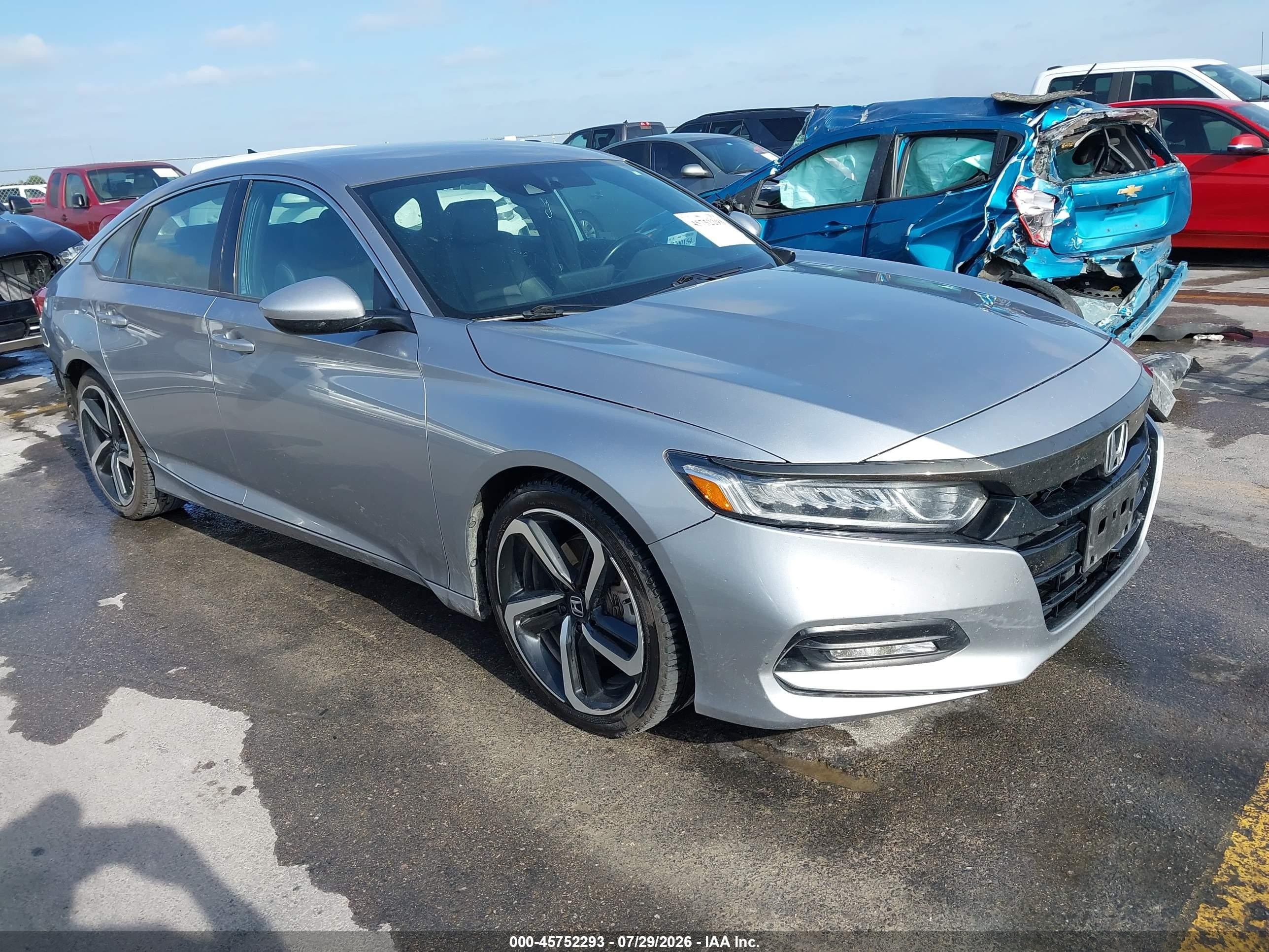 2020 Honda Accord VIN 1HGCV1F32LA094615 — IAAI salvage auction photo
