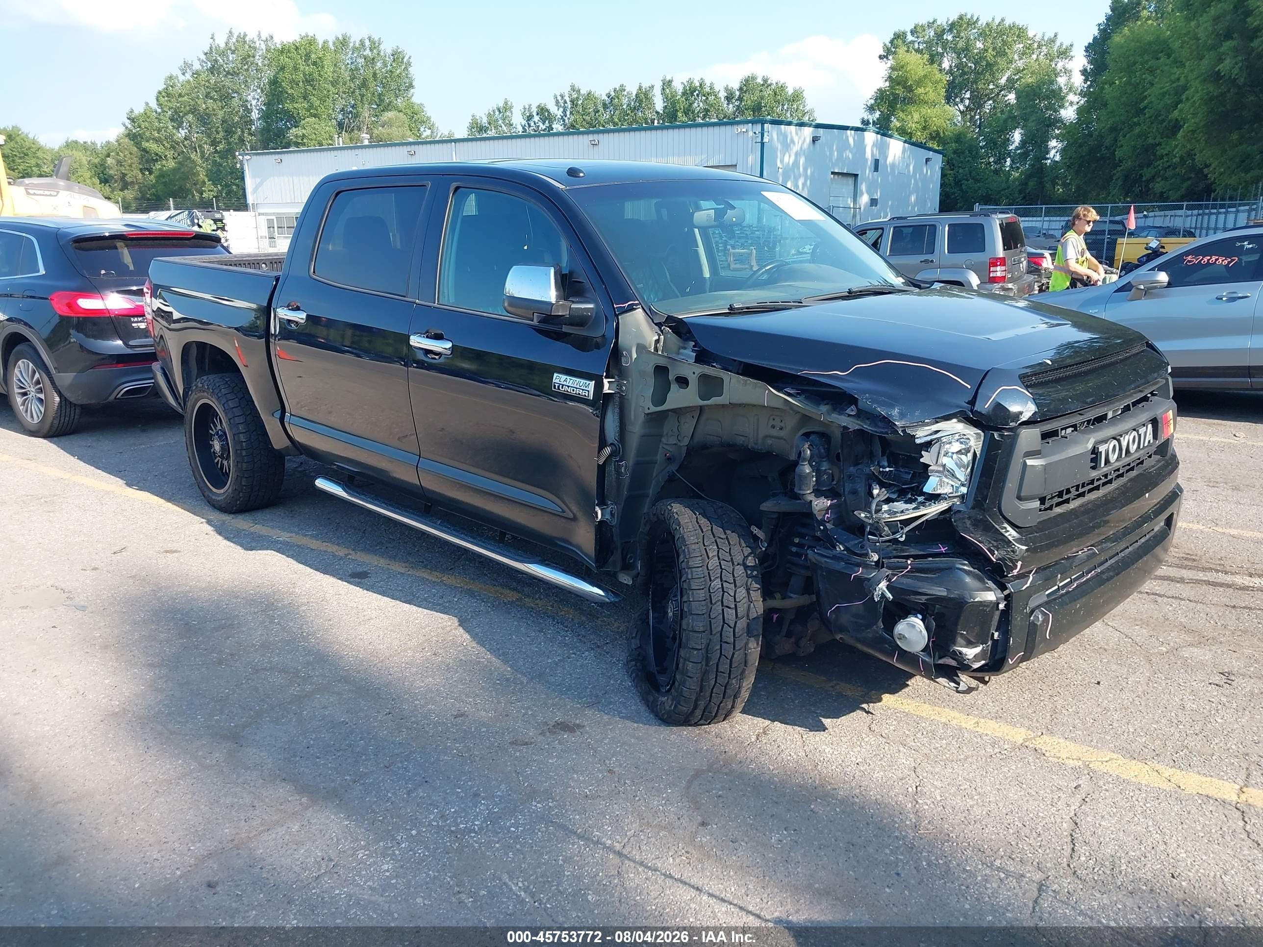 2014 Toyota Tundra VIN 5TFAY5F17EX371441 — IAAI salvage auction photo