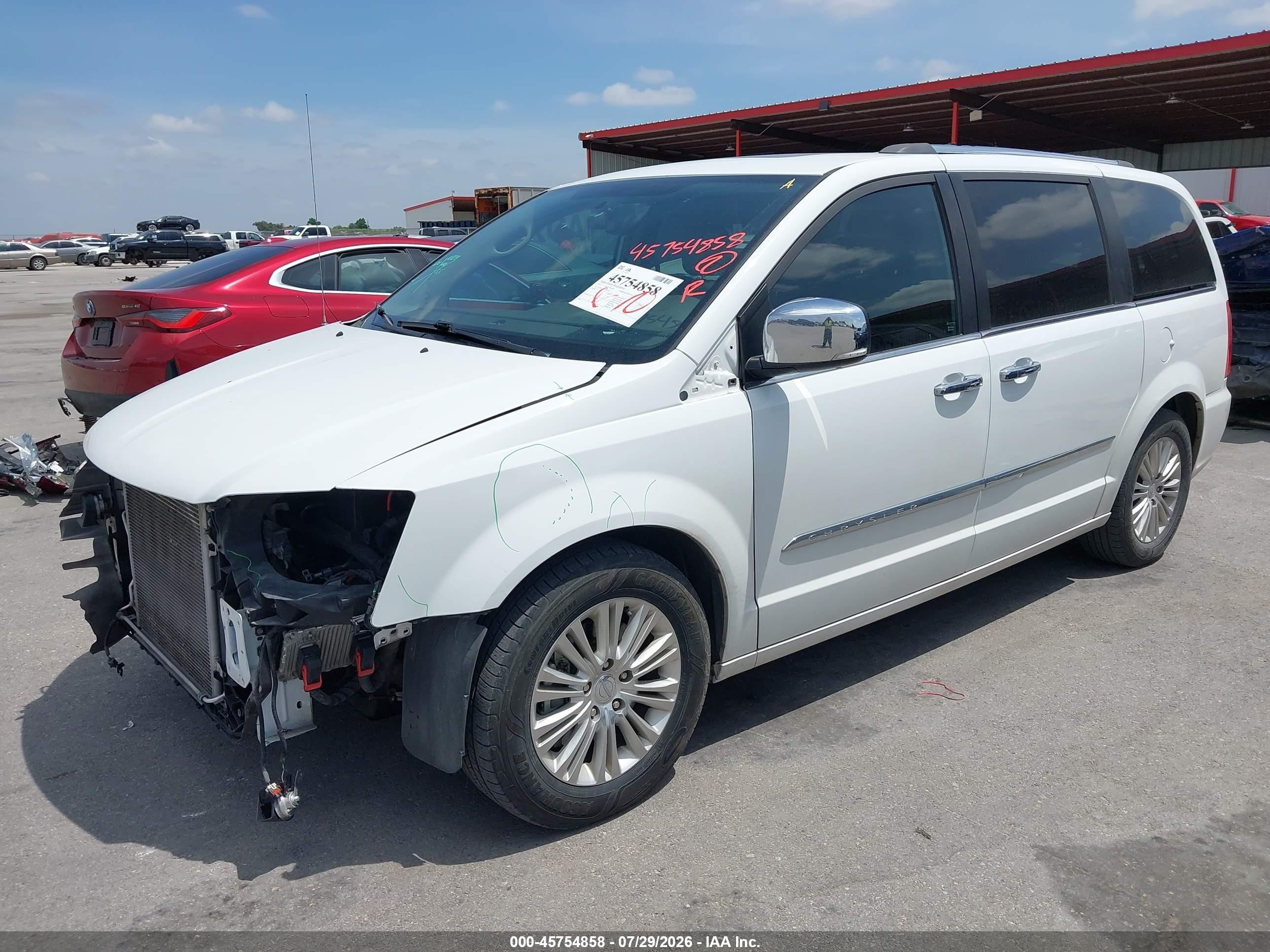 2015 Chrysler Town & country VIN 2C4RC1GG7FR610161 IAAI salvage auction — Front End, Original (Texas), sold $1,600 on 2026-09-06 (photo 2)