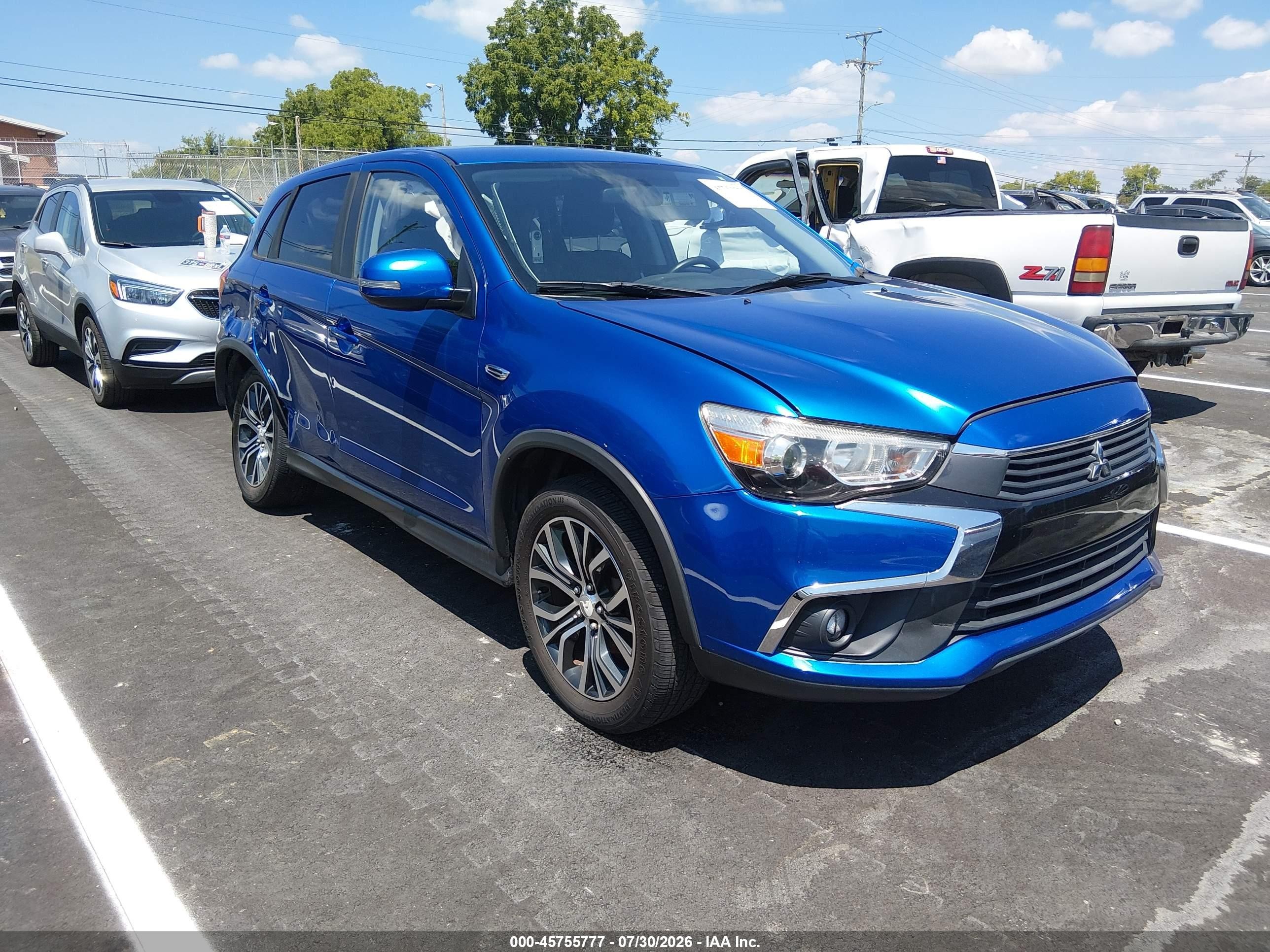 2017 Mitsubishi Outlander VIN JA4AR3AW3HZ065585 IAAI salvage auction — Side, Salvage (Tennessee), sold $1,100 on 2026-09-14 (photo 1)
