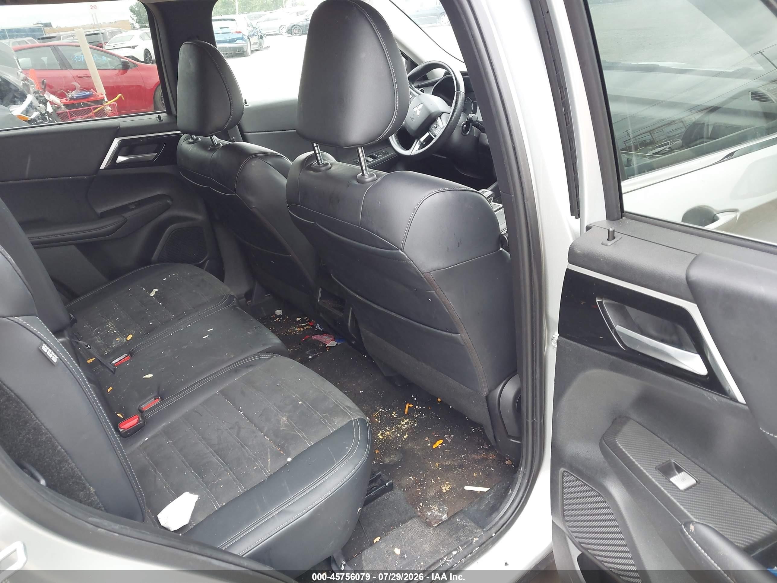 2024 Mitsubishi Outlander VIN JA4J3VA82RZ075833 IAAI salvage auction — Front End, Mv-907A (New York), sold $9,150 on 2026-09-09 (photo 8)