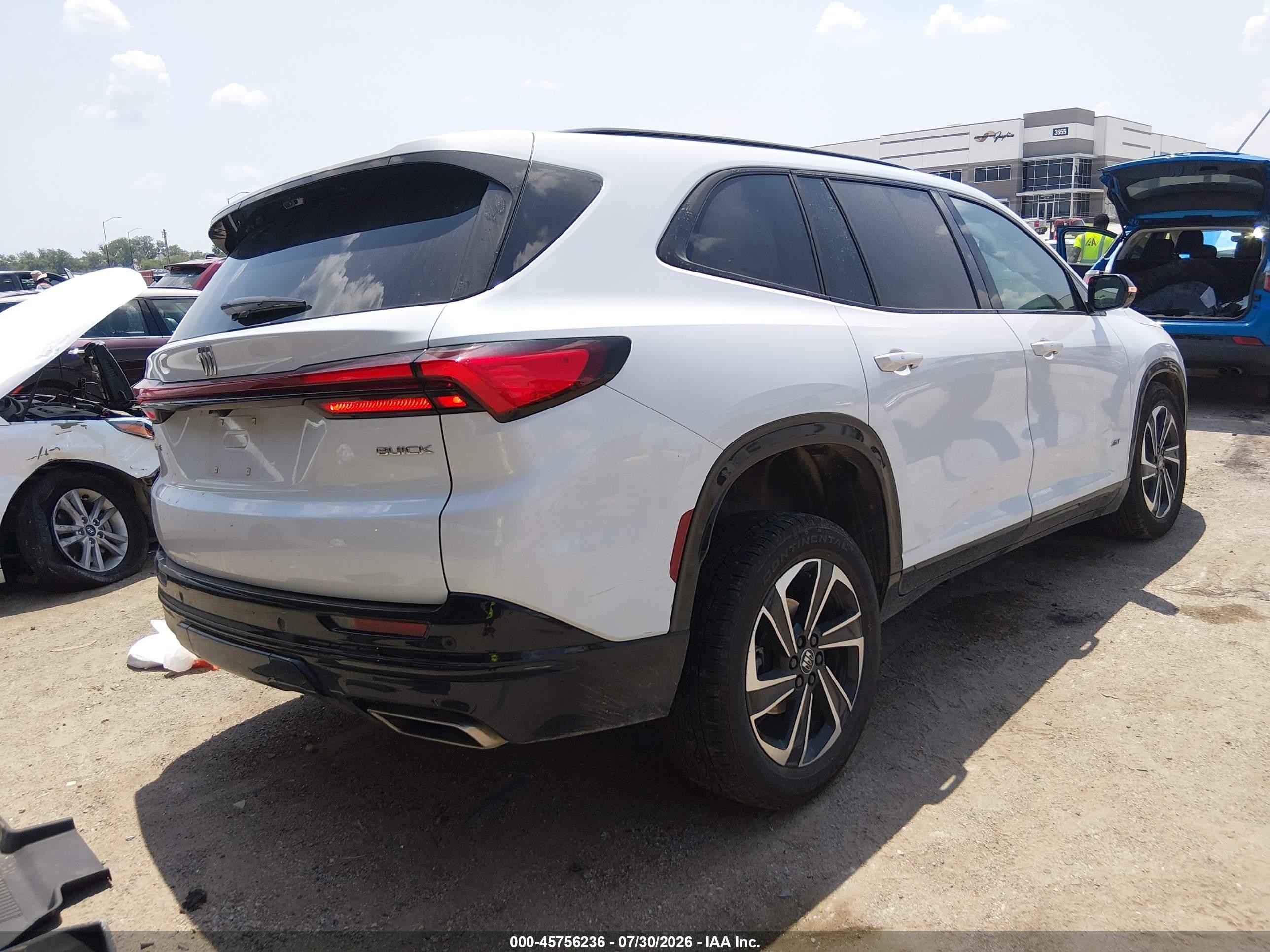 2026 Buick Enclave VIN 5GAERBKS6TJ170157 IAAI salvage auction — Side, Salvage (Texas), sold $6,700 on 2026-09-12 (photo 4)