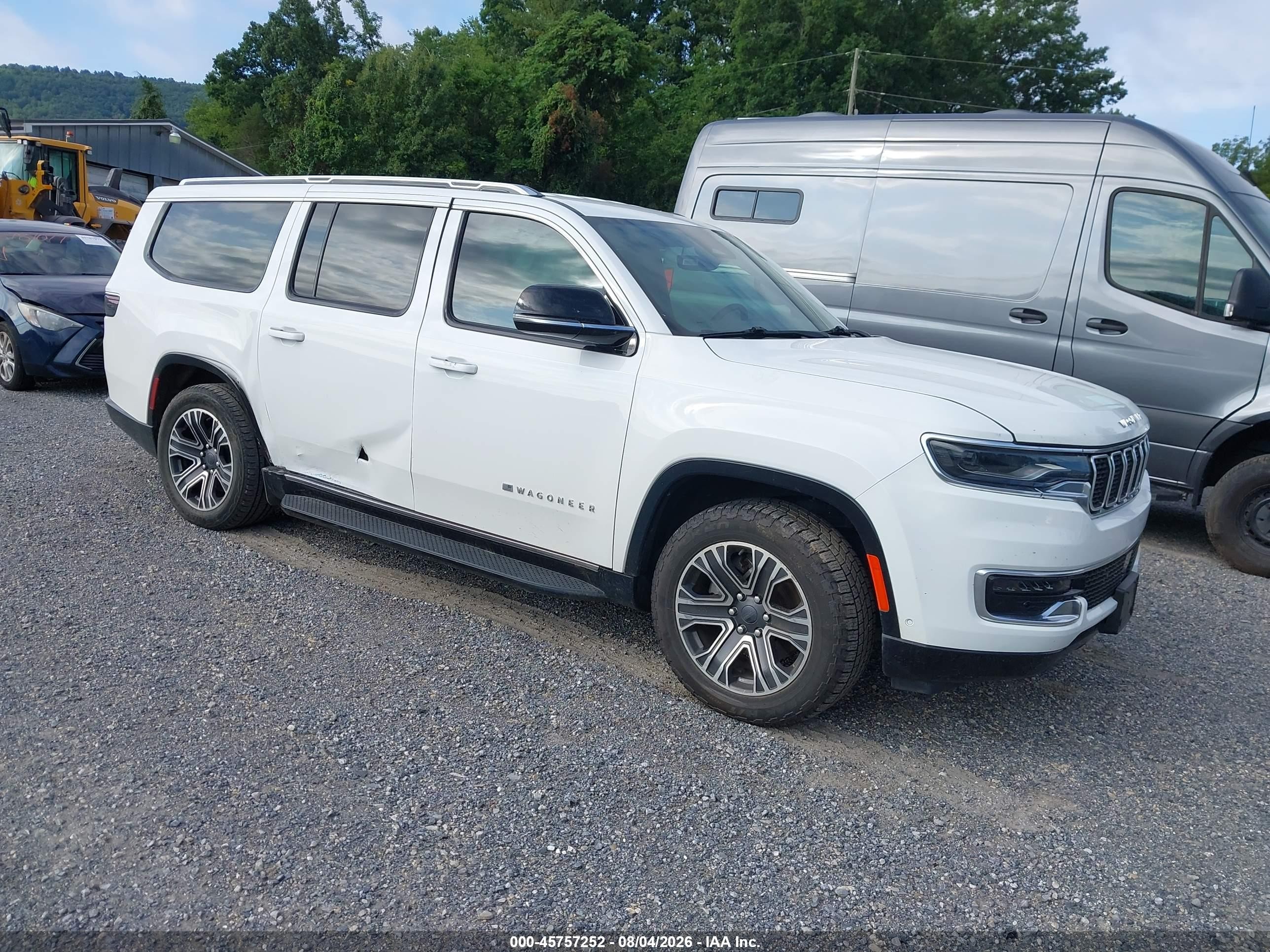 2023 Jeep Wagoneer VIN 1C4SJSBP3PS542509 — IAAI salvage auction photo