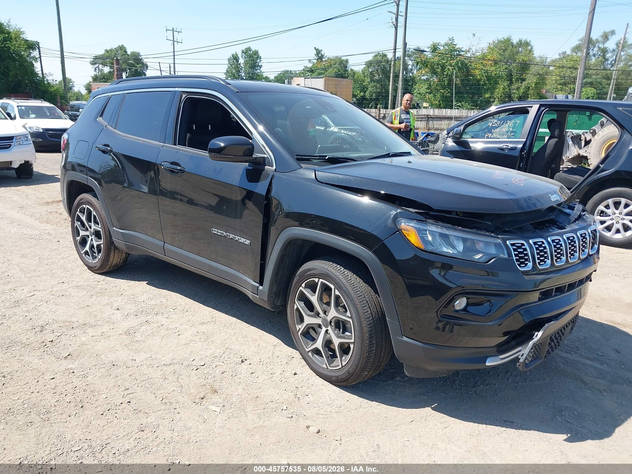 2025 Jeep Compass VIN 3C4NJDCN6ST586114 — IAAI salvage auction photo
