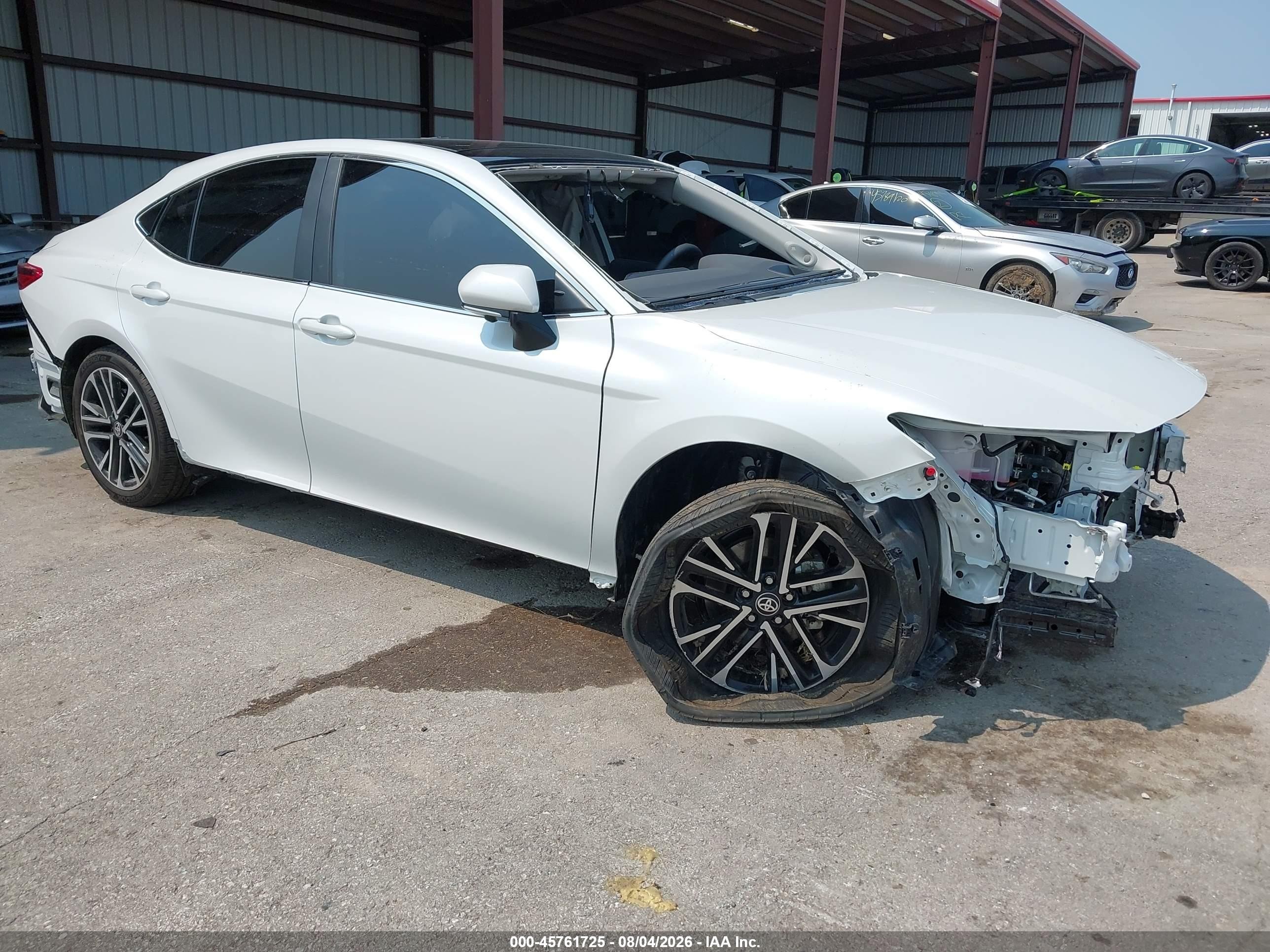 2026 Toyota Camry VIN 4T1DBADKXTU555480 — IAAI salvage auction photo