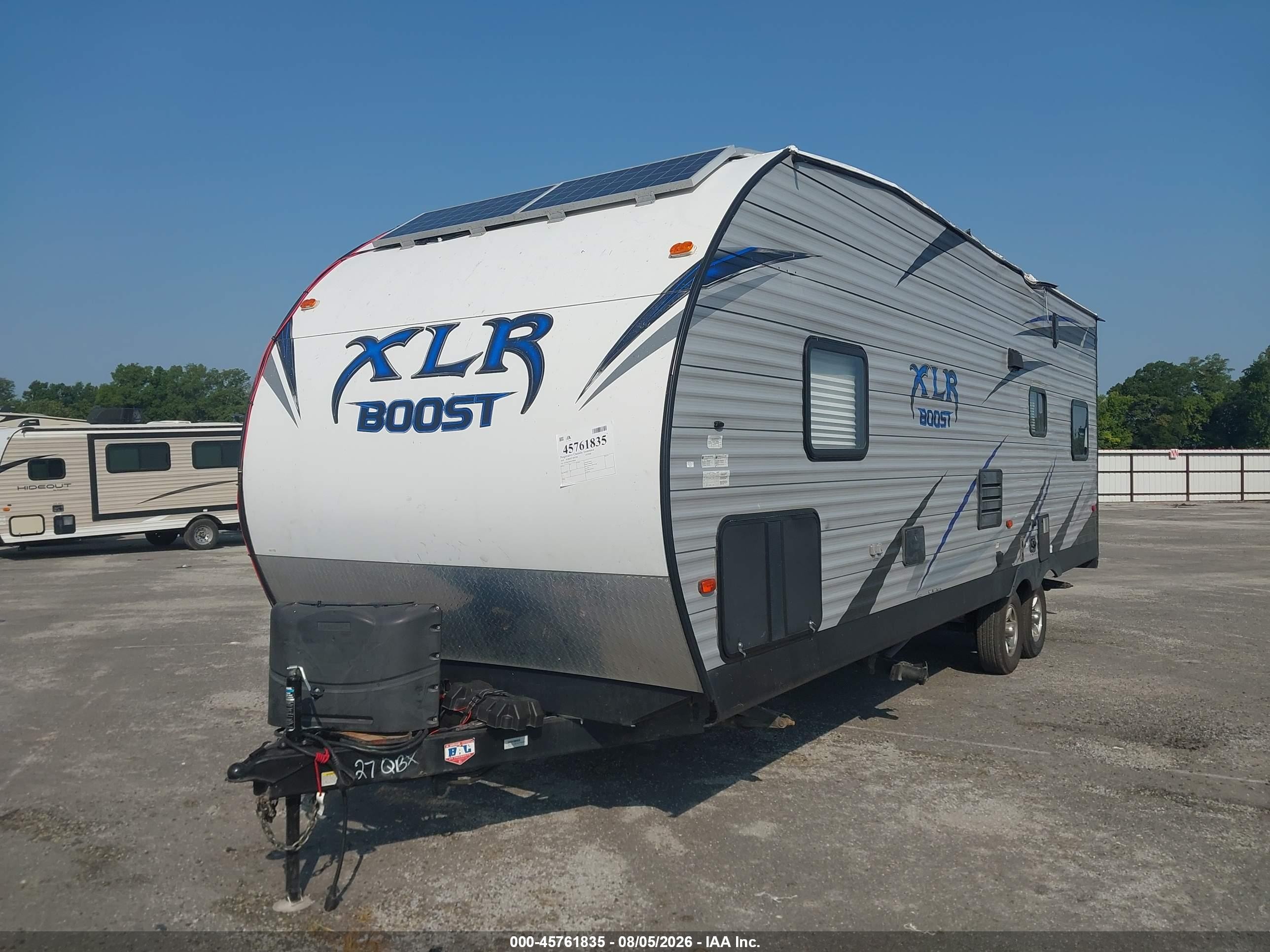 2019 Forest river Xlr VIN 5ZT2XLSB1KZ790698 IAAI salvage auction — Side, Clear (Arkansas), sold $3,100 on 2026-10-21 (photo 2)