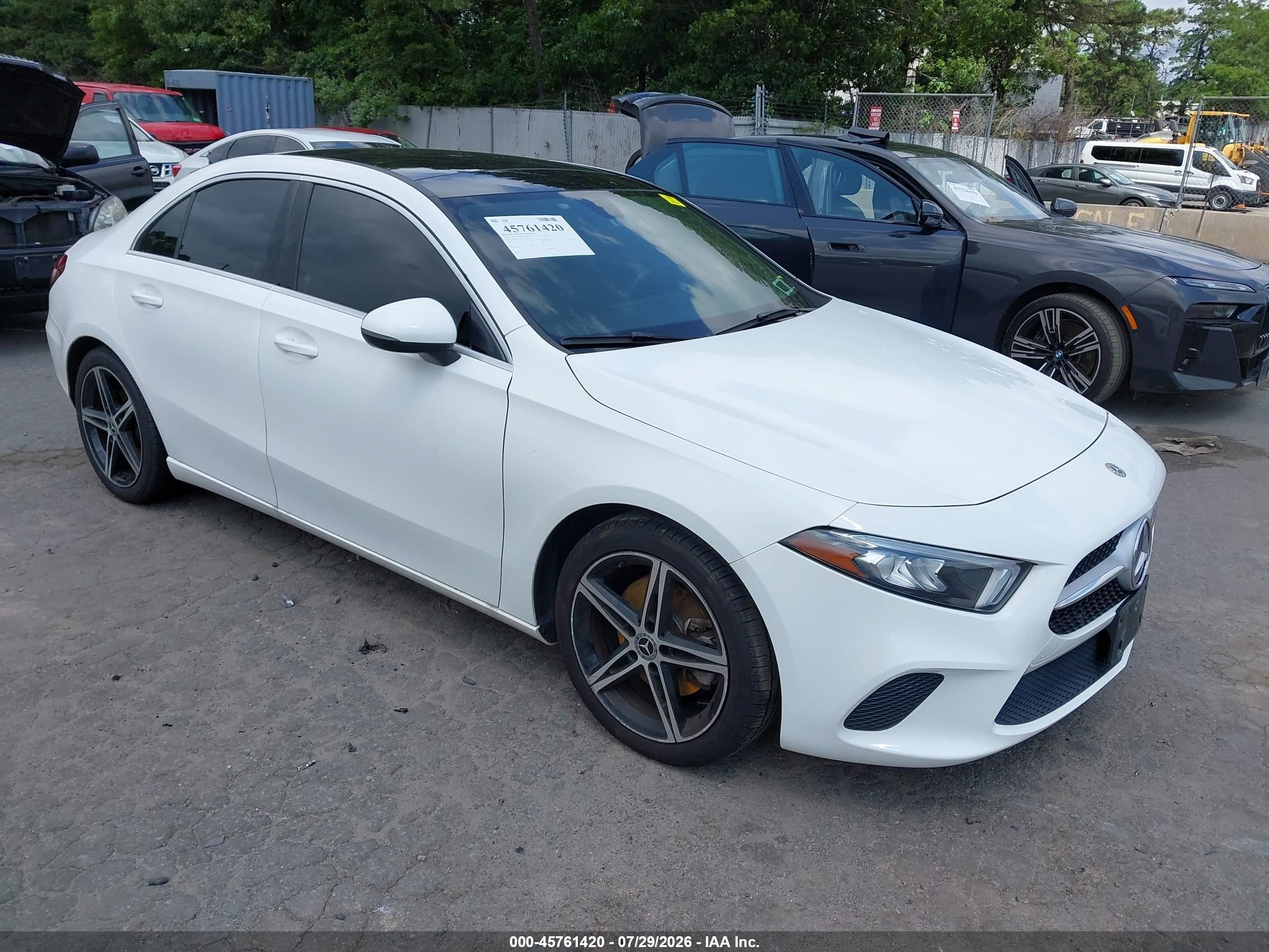 2019 Mercedes-Benz A-Class VIN WDD3G4FB0KW010543 — IAAI salvage auction photo