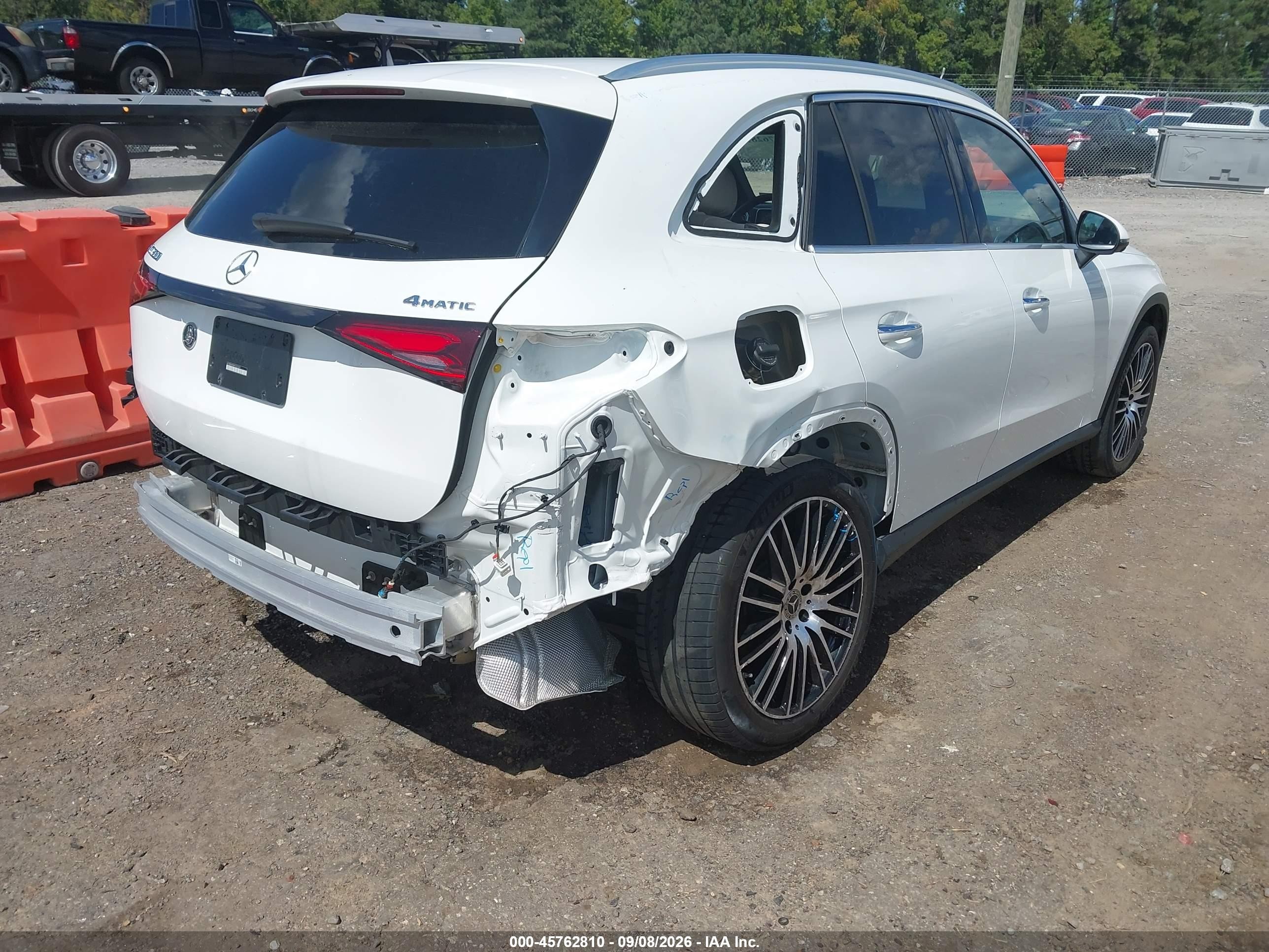 2023 Mercedes-Benz GLC-Class VIN W1NKM4HB4PU026347 IAAI salvage auction — Rear End, Salvage (Virginia), sold $23,200 on 2026-09-16 (photo 4)