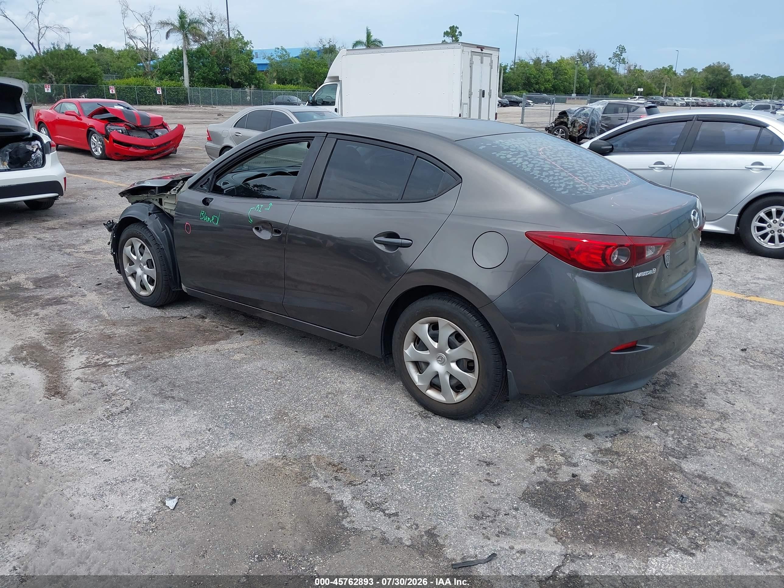 2018 Mazda 3 VIN 3MZBN1U7XJM161443 IAAI salvage auction — Front End, Rebuildable (Florida), sold $2,000 on 2026-10-10 (photo 3)