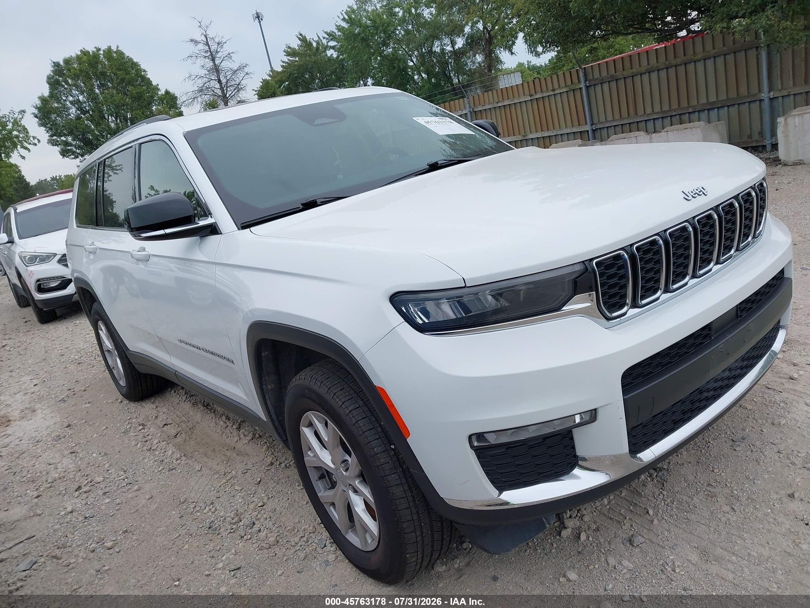 2021 Jeep Grand Cherokee L VIN 1C4RJKBG8M8110831 — IAAI salvage auction photo