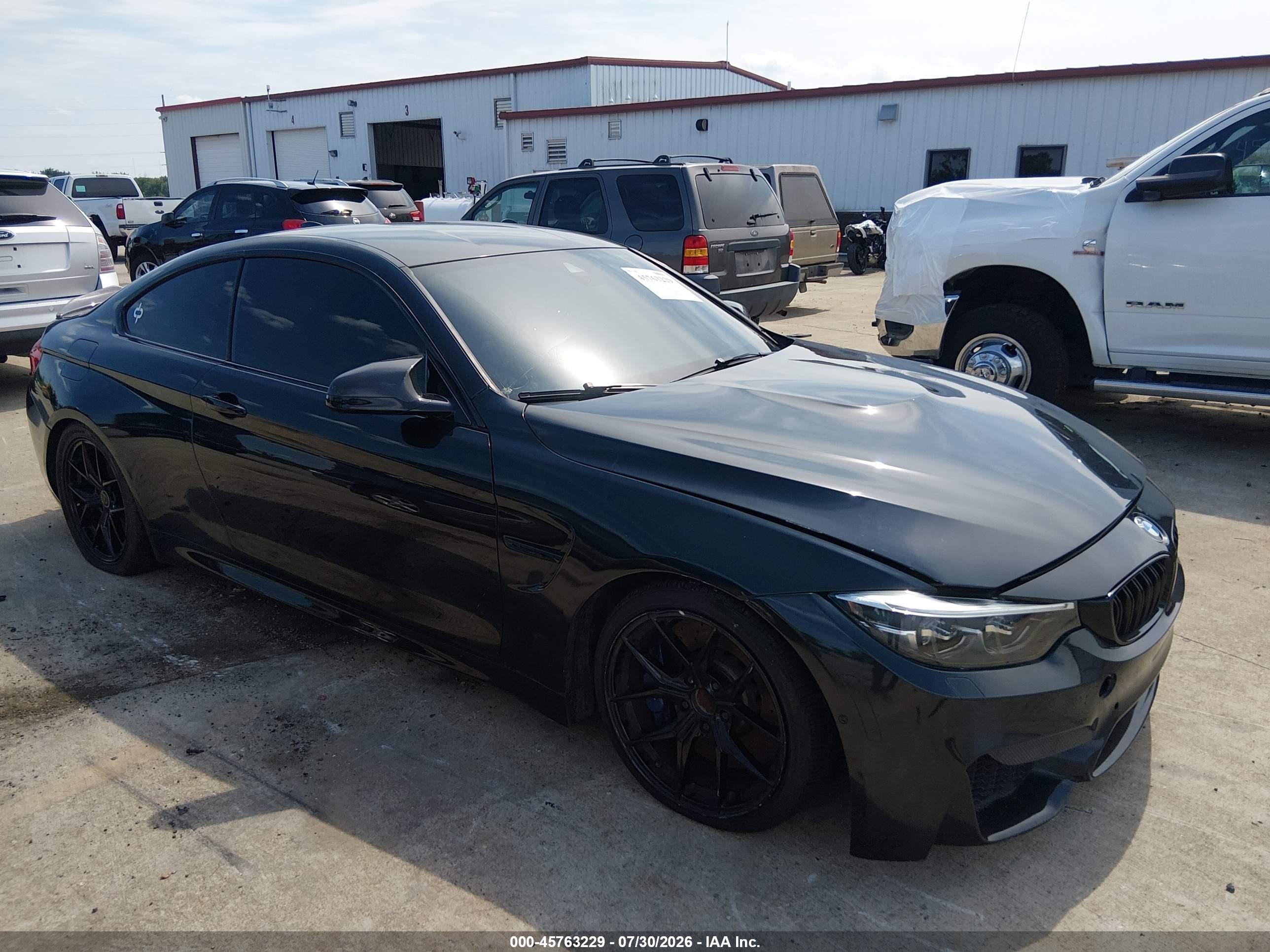 2016 BMW M4 VIN WBS3R9C54GK338779 — IAAI salvage auction photo