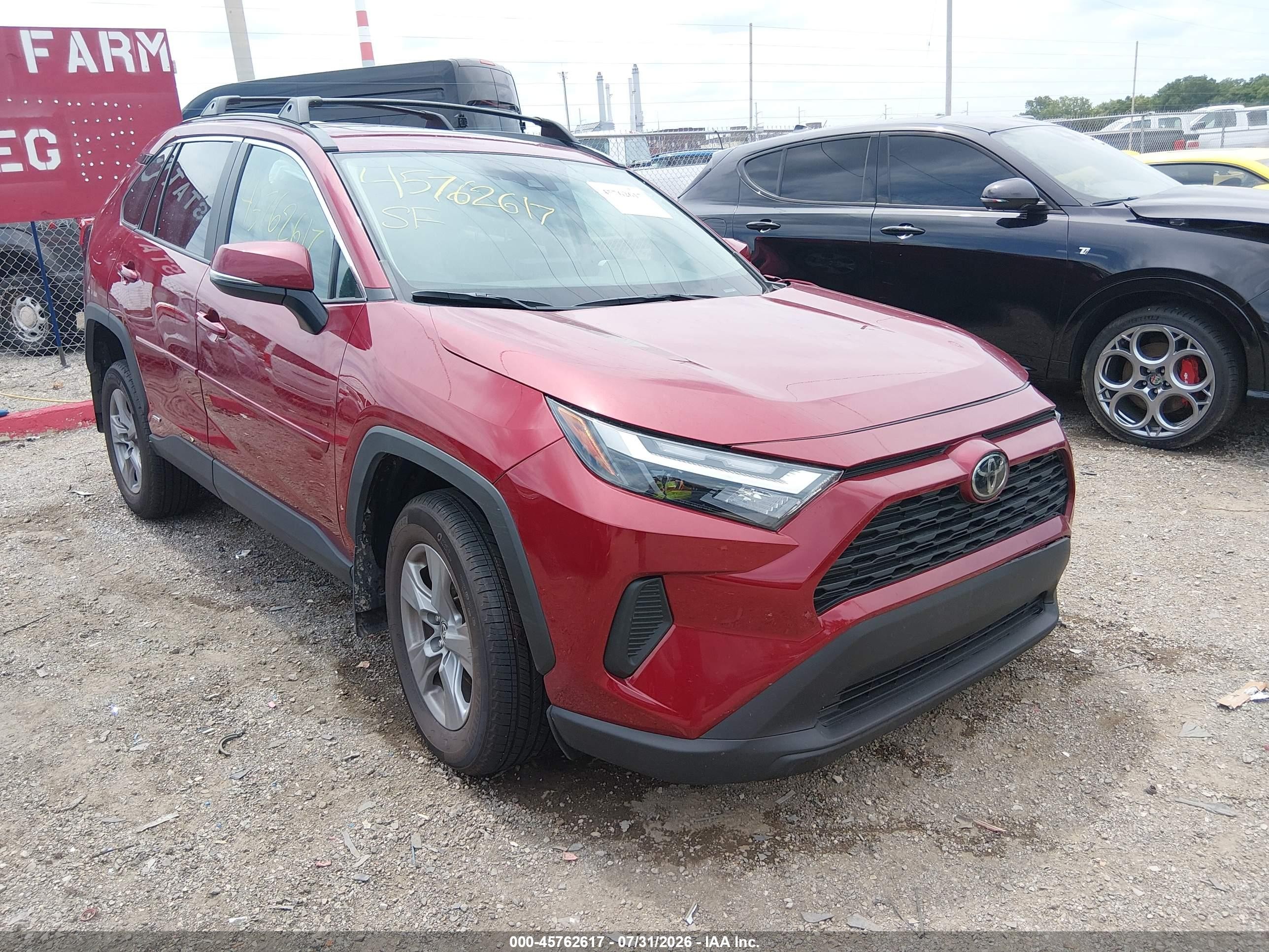 2025 Toyota RAV4 Hybrid VIN 4T3RWRFV1SU180536 — IAAI salvage auction photo