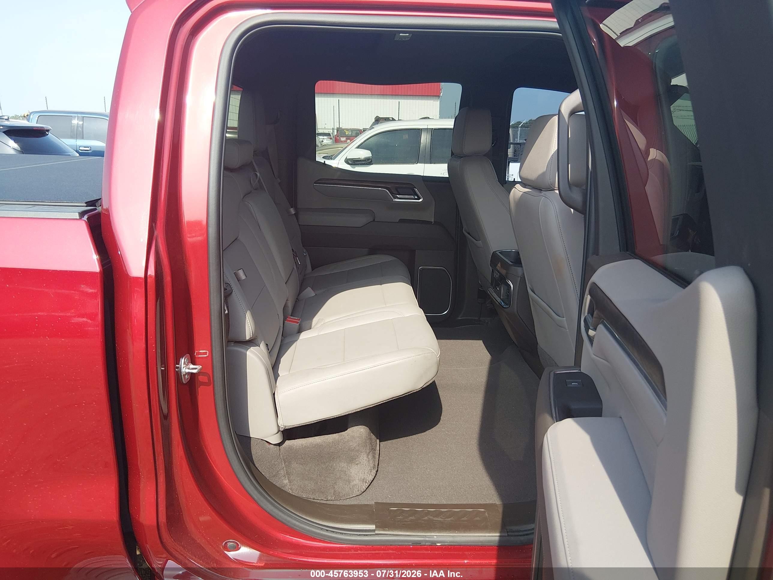 2025 Gmc SIERRA VIN 1GTUUDEL6SZ166635 IAAI salvage auction — Unknown, Salvage (Arkansas), sold $26,750 on 2026-09-12 (photo 8)