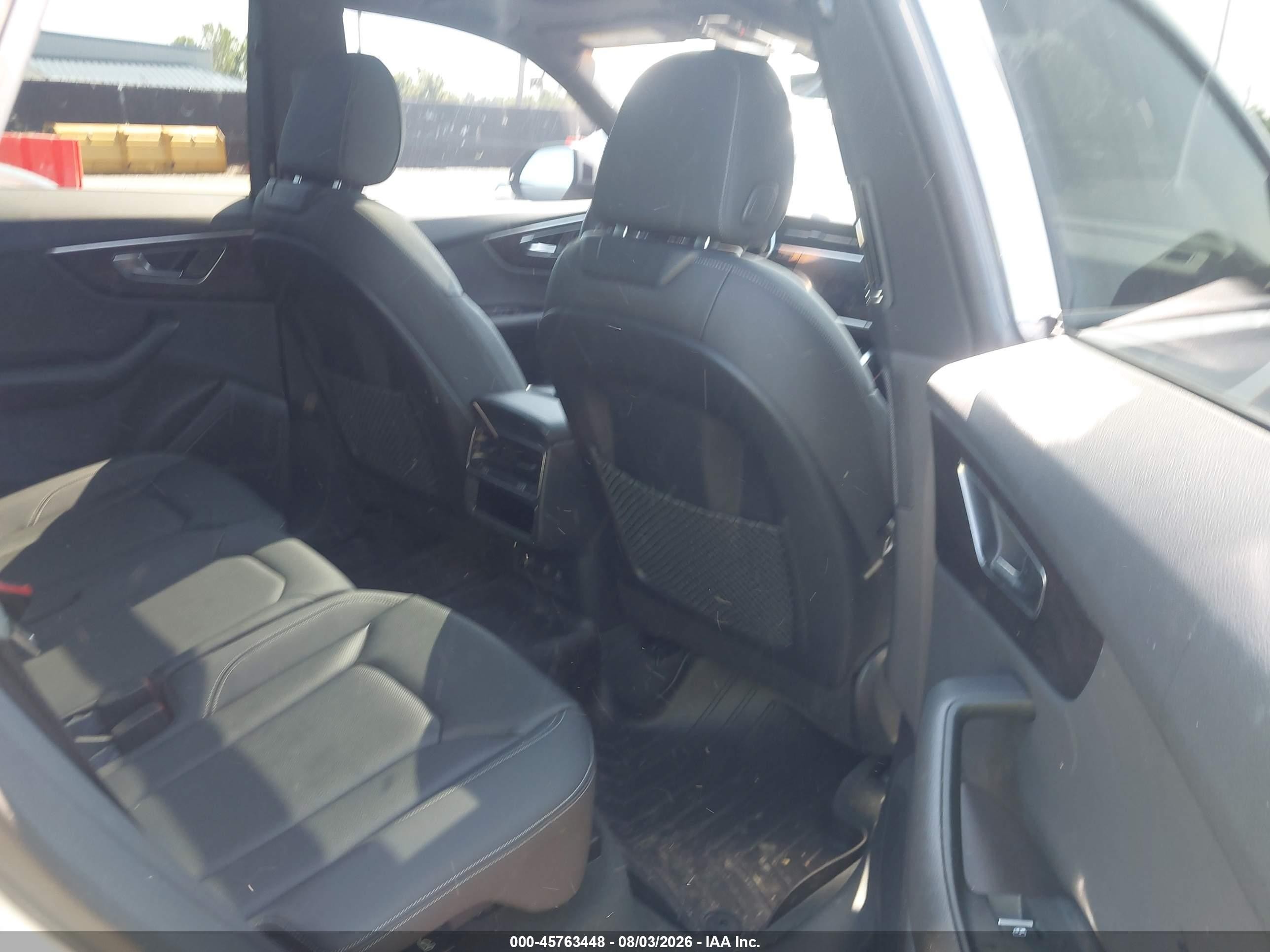 2021 Audi Q8 VIN WA1EVAF10MD006287 IAAI salvage auction — Hail, Salvage (Ohio), sold $20,000 on 2026-09-01 (photo 8)