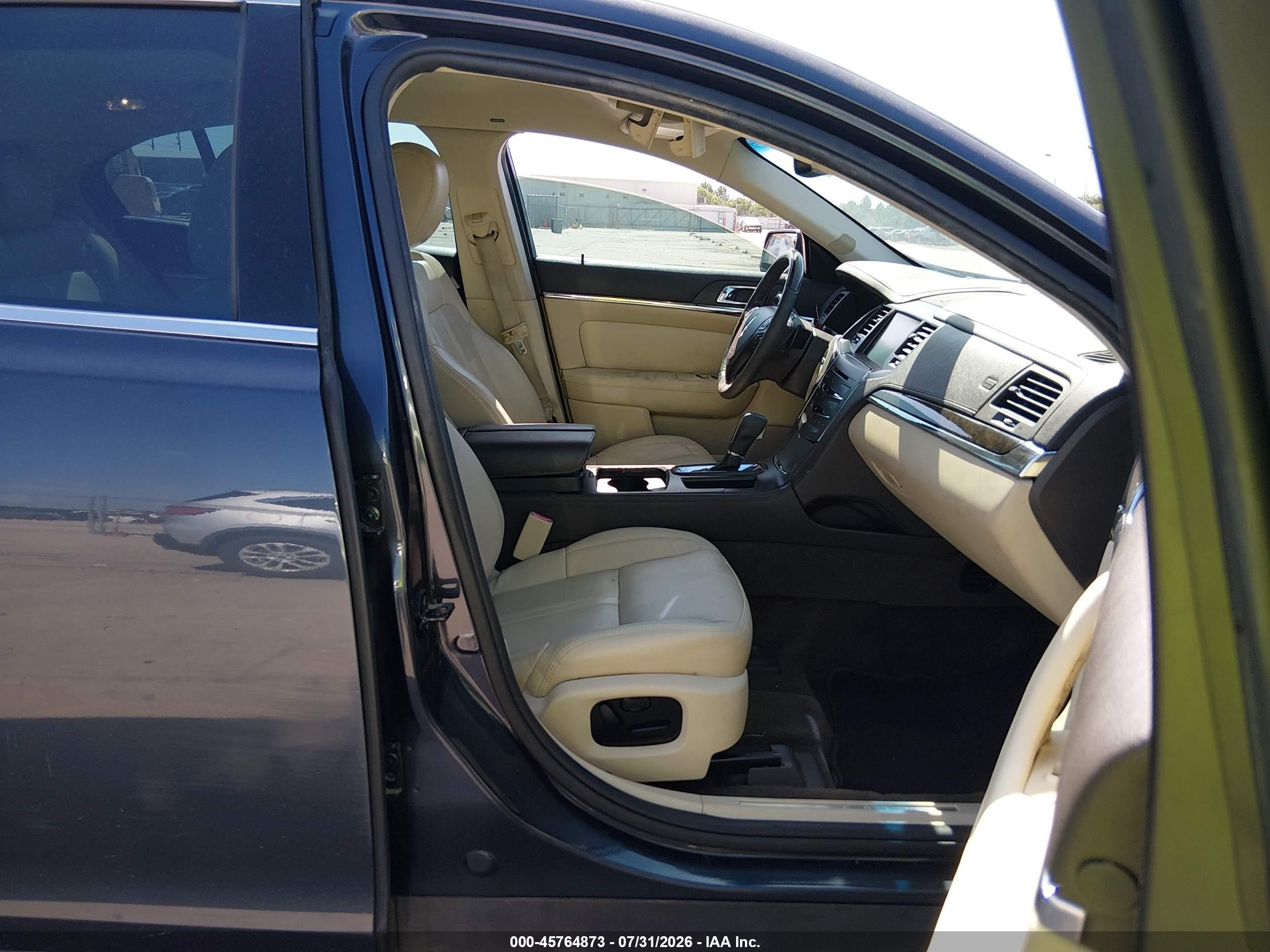 2013 Lincoln Mks VIN 1LNHL9DK0DG616963 IAAI salvage auction — Unknown, Wait Title, sold $1,750 on 2026-09-20 (photo 5)