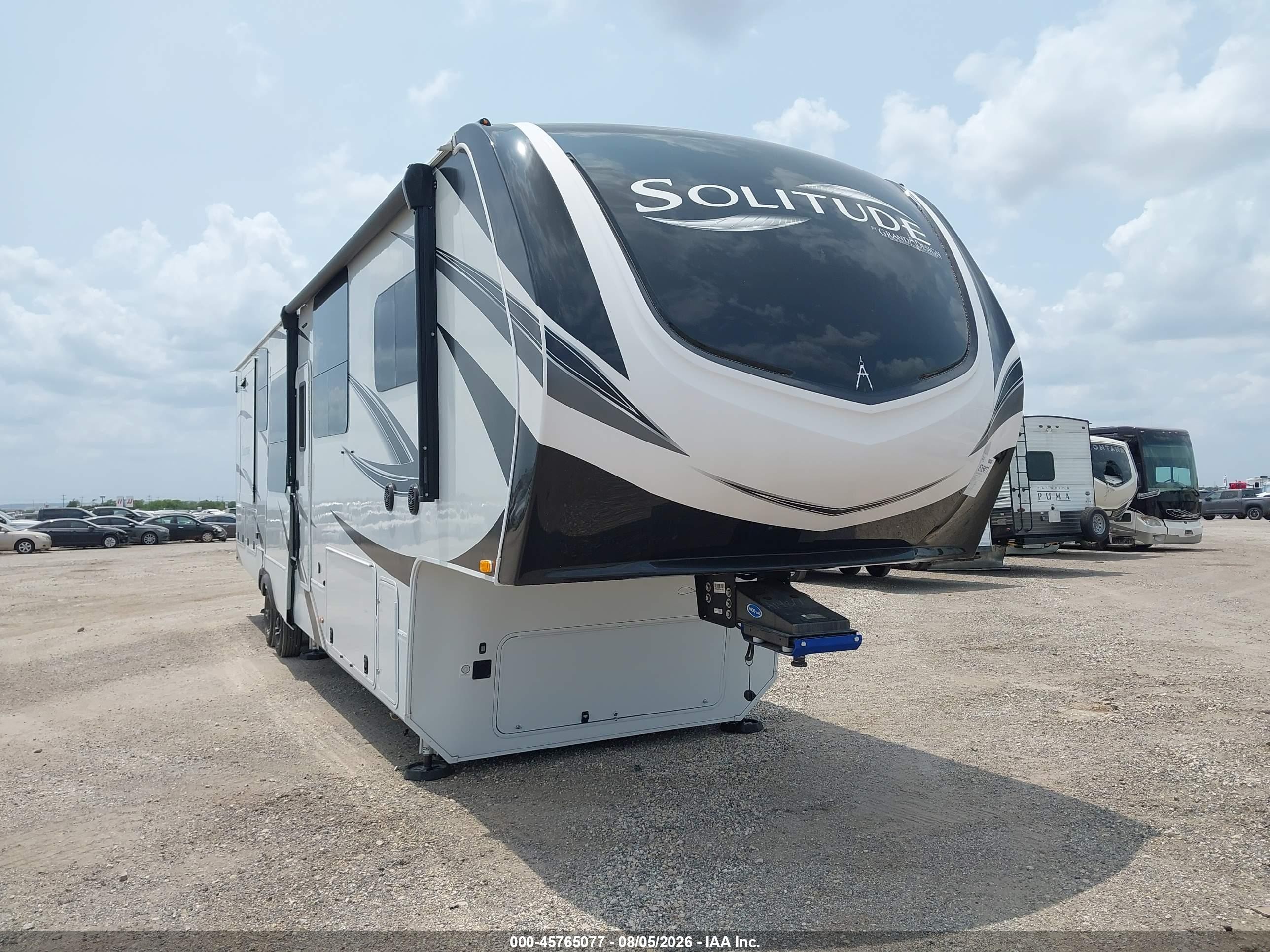 2023 Grand Design Solitude VIN 573FS4427PAA14811 — IAAI salvage auction photo