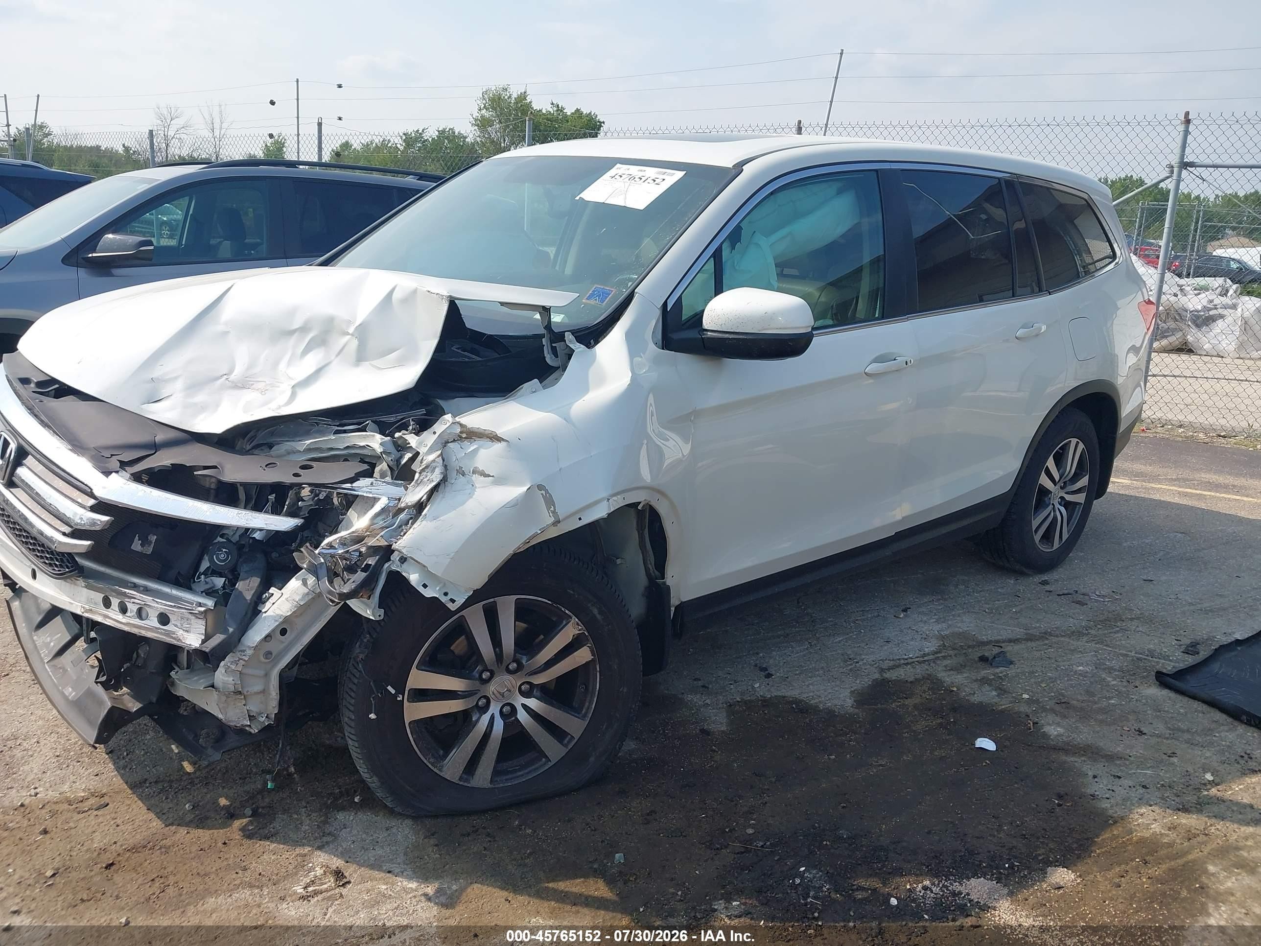 2016 Honda Pilot VIN 5FNYF6H82GB100675 IAAI salvage auction — Front End, Junk Bill Of Sale Mv2459 (Wisconsin), sold $1,600 on 2026-09-03 (photo 2)