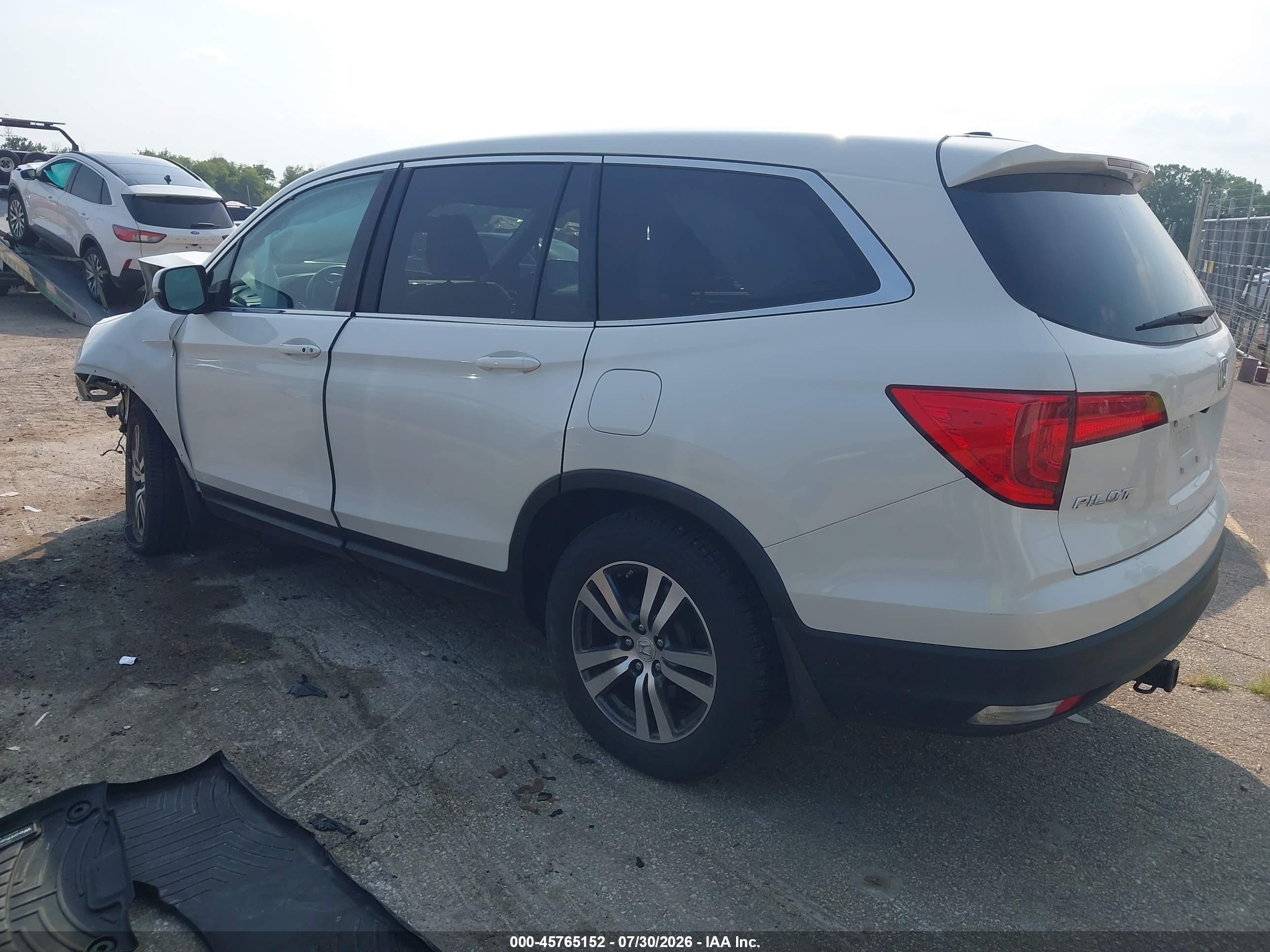 2016 Honda Pilot VIN 5FNYF6H82GB100675 IAAI salvage auction — Front End, Junk Bill Of Sale Mv2459 (Wisconsin), sold $1,600 on 2026-09-03 (photo 3)