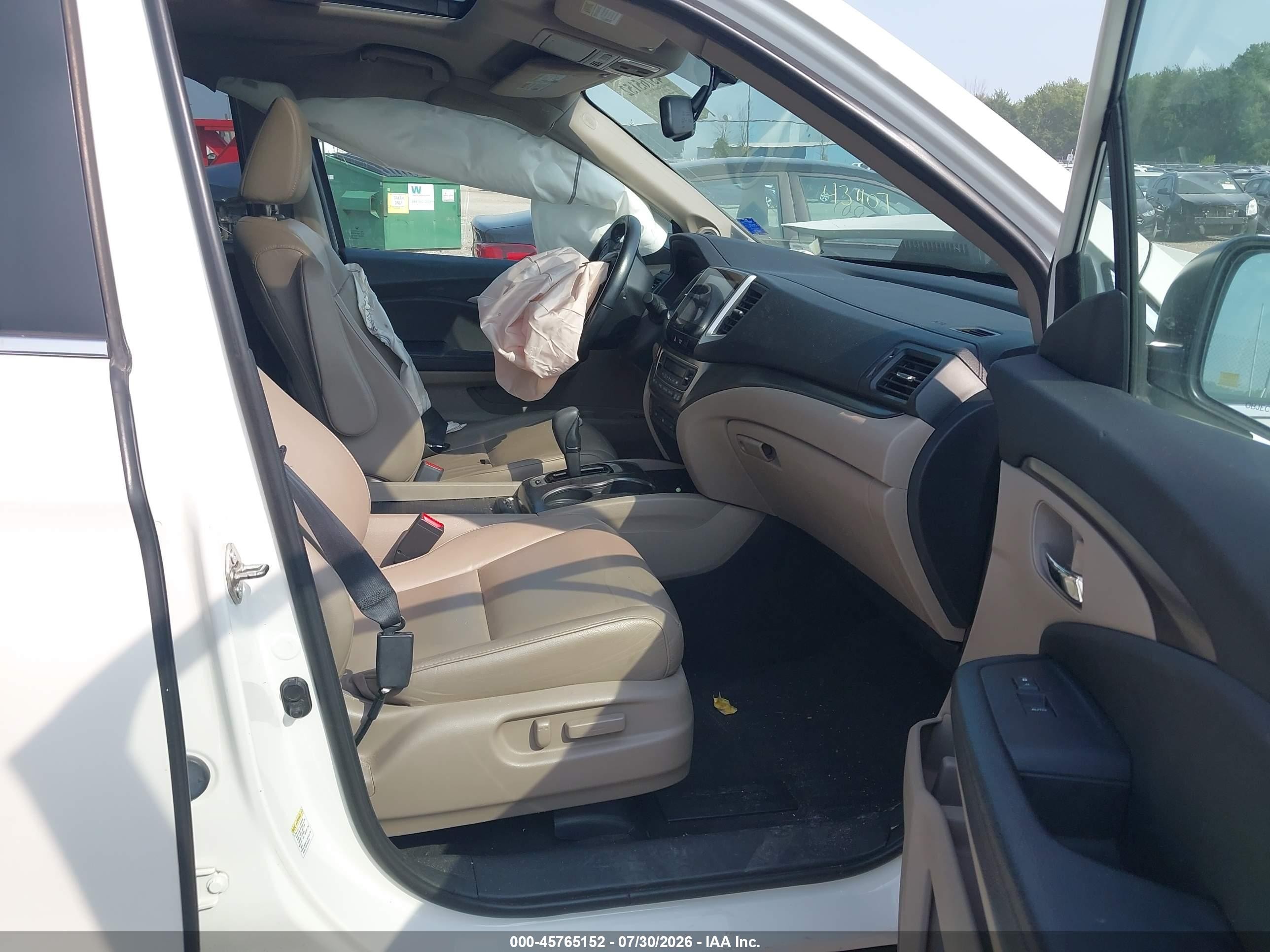 2016 Honda Pilot VIN 5FNYF6H82GB100675 IAAI salvage auction — Front End, Junk Bill Of Sale Mv2459 (Wisconsin), sold $1,600 on 2026-09-03 (photo 5)