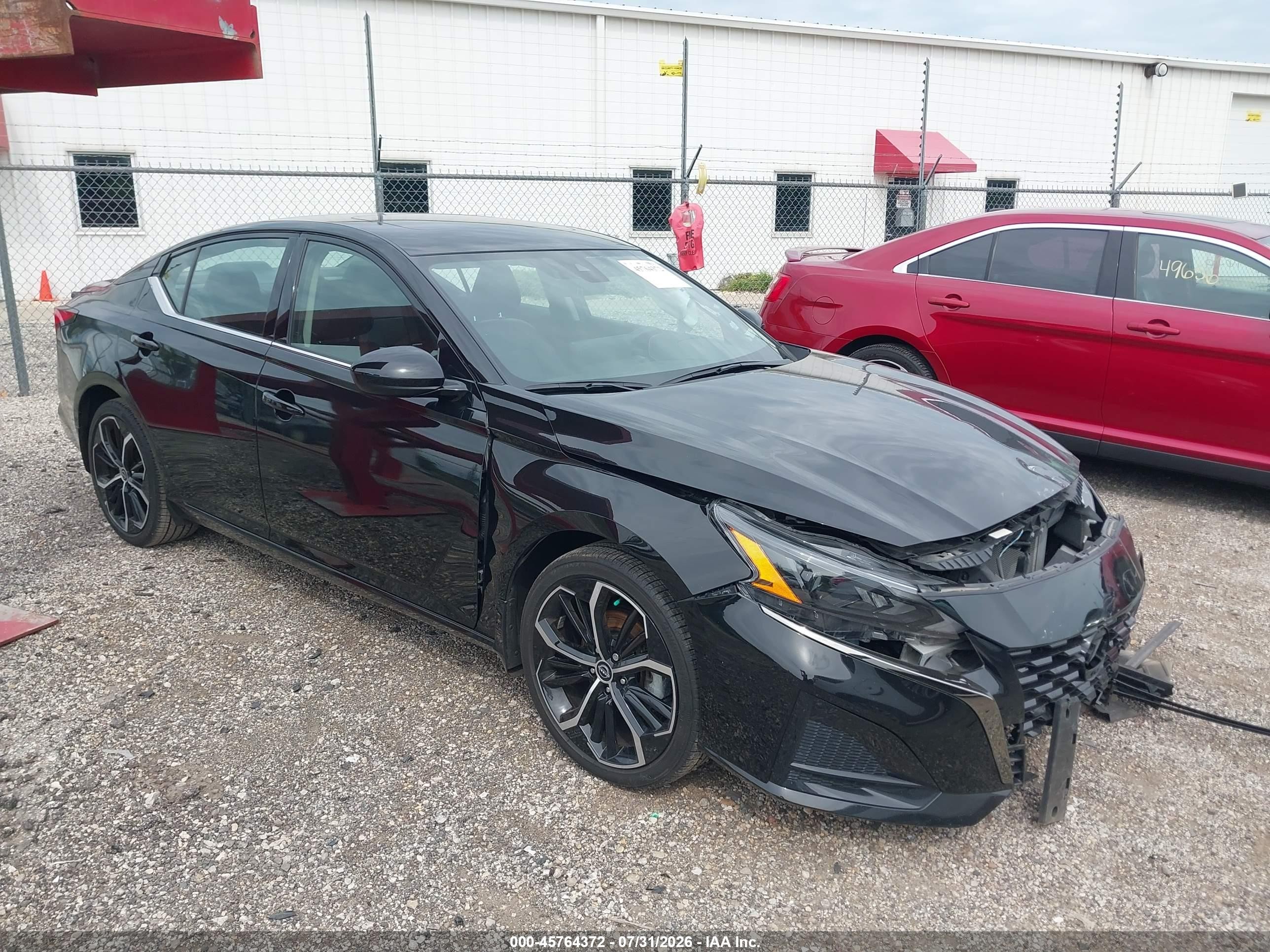 2023 Nissan Altima VIN 1N4BL4CVXPN402867 — IAAI salvage auction photo