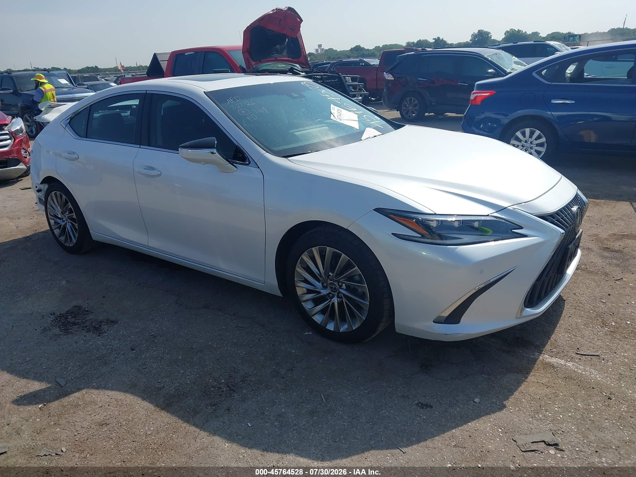2023 Lexus ES 350 VIN 58AFZ1B11PU147169 — IAAI salvage auction photo