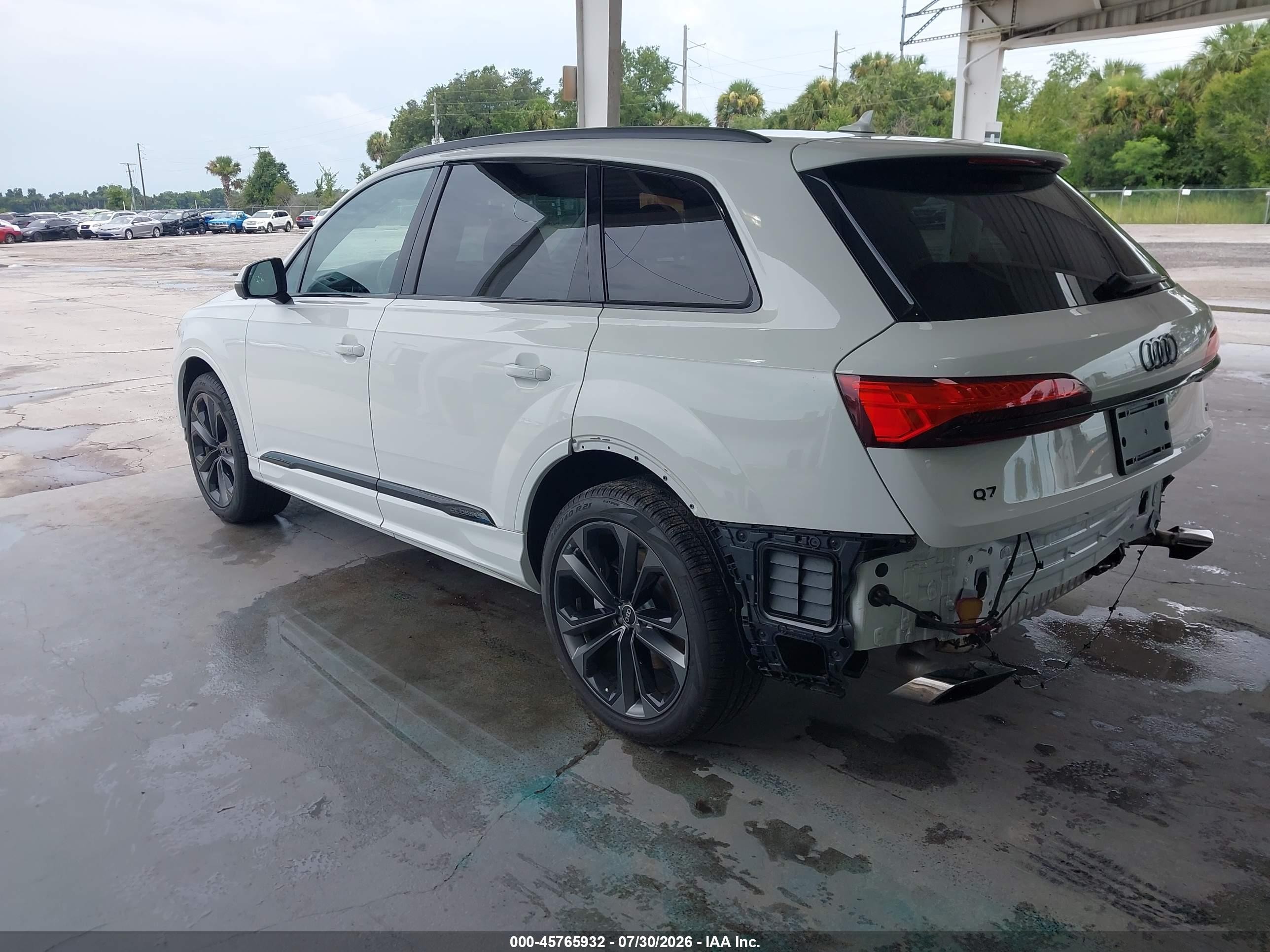 2025 Audi Q7 VIN WA1LVBF73SD021851 IAAI salvage auction — Rear End, Rebuildable (Florida), sold $26,750 on 2026-08-27 (photo 3)
