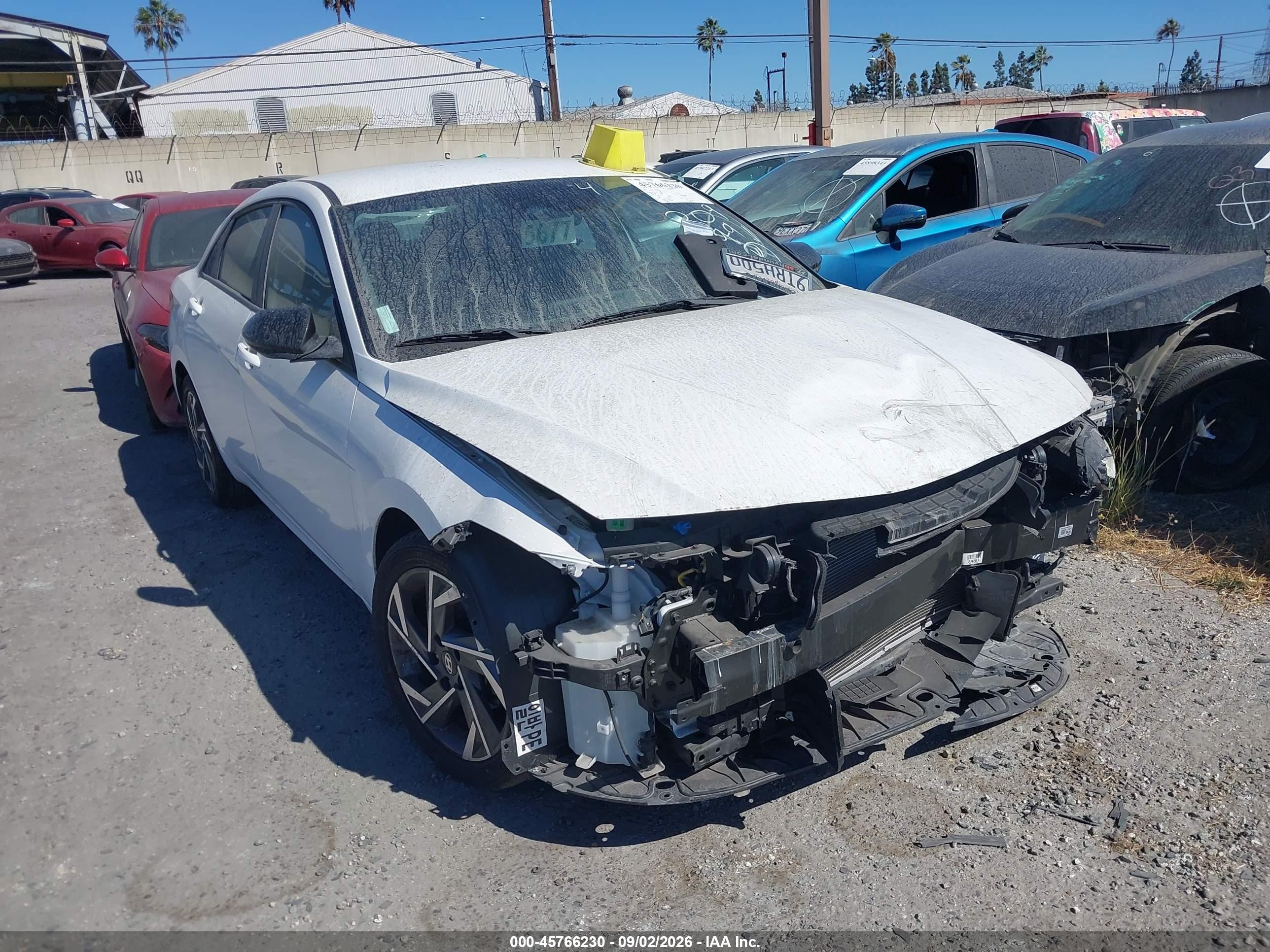 2025 Hyundai Elantra VIN KMHLM4DG8SU959556 IAAI salvage auction — Front End, Salvage Certificate (California), sold $5,300 on 2026-09-05 (photo 1)