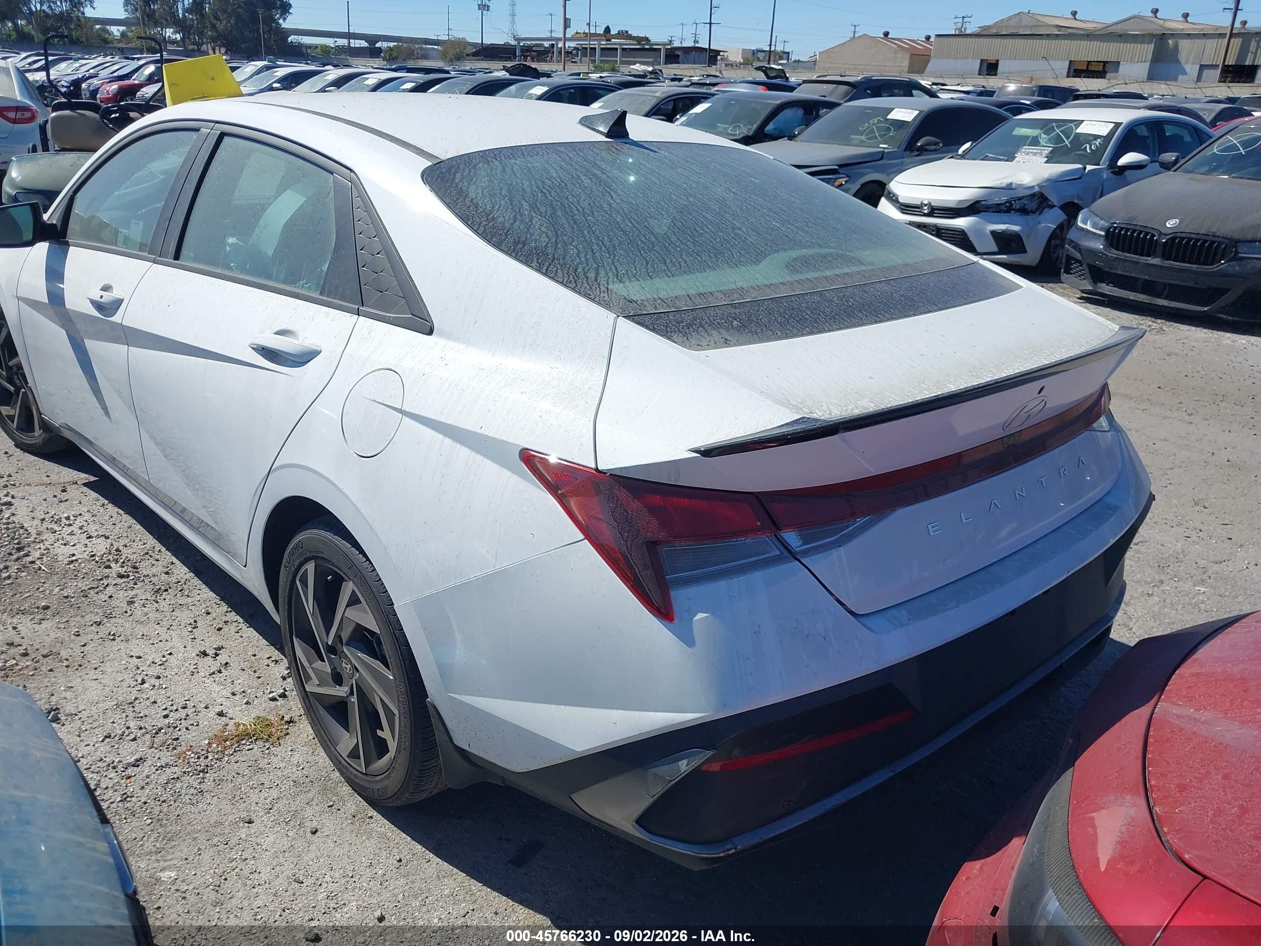 2025 Hyundai Elantra VIN KMHLM4DG8SU959556 IAAI salvage auction — Front End, Salvage Certificate (California), sold $5,300 on 2026-09-05 (photo 3)