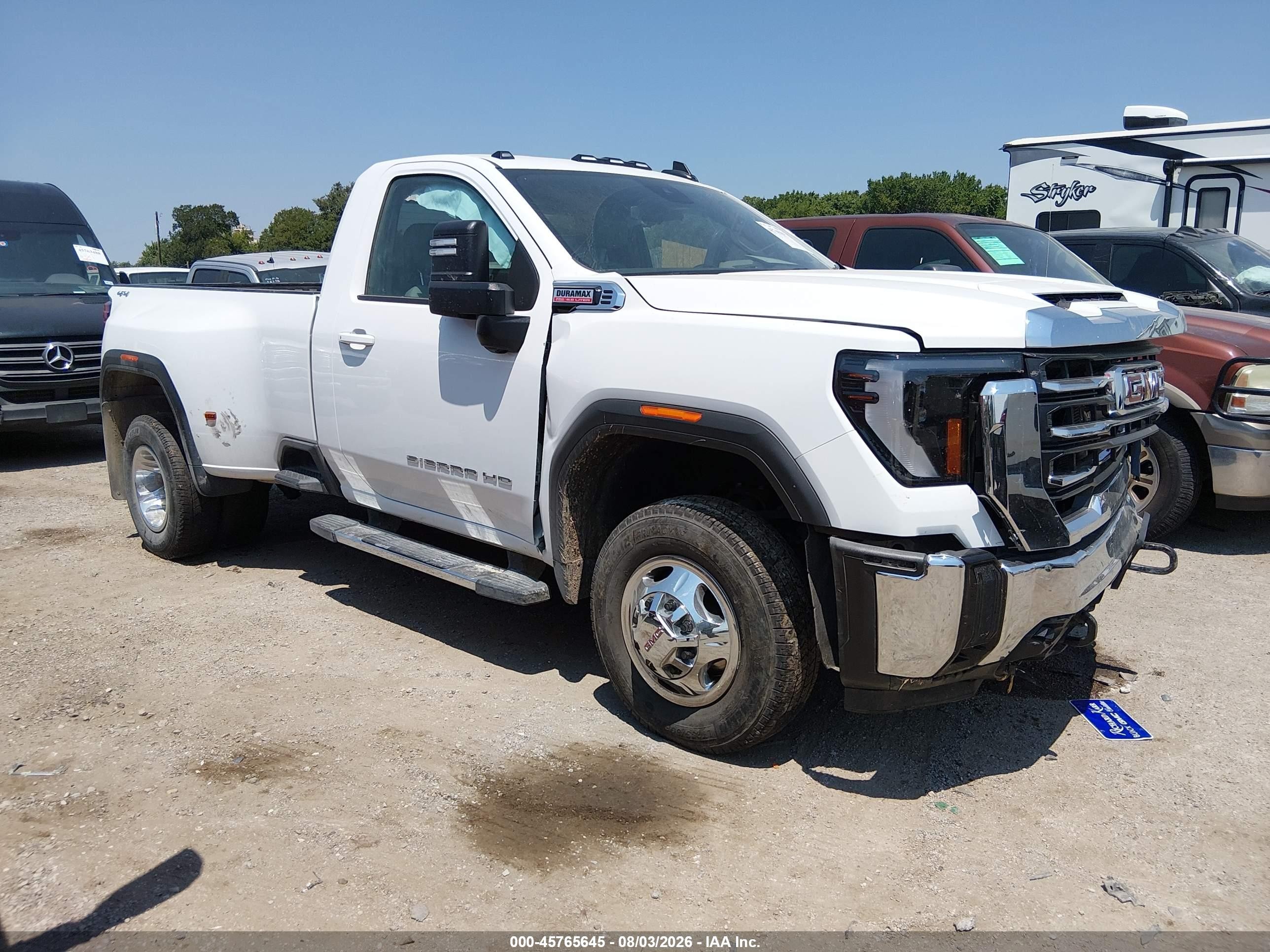 2024 GMC Sierra 3500 HD VIN 1GT39TEY6RF260917 — IAAI salvage auction photo