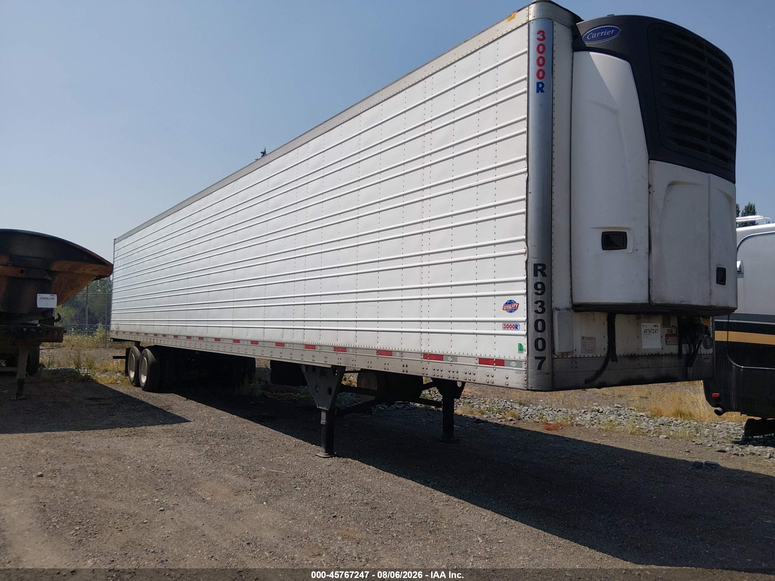 2019 Utility Trailer Mfg Utility Trailer Mfg VIN 1UYVS2537K2593007 — IAAI salvage auction photo