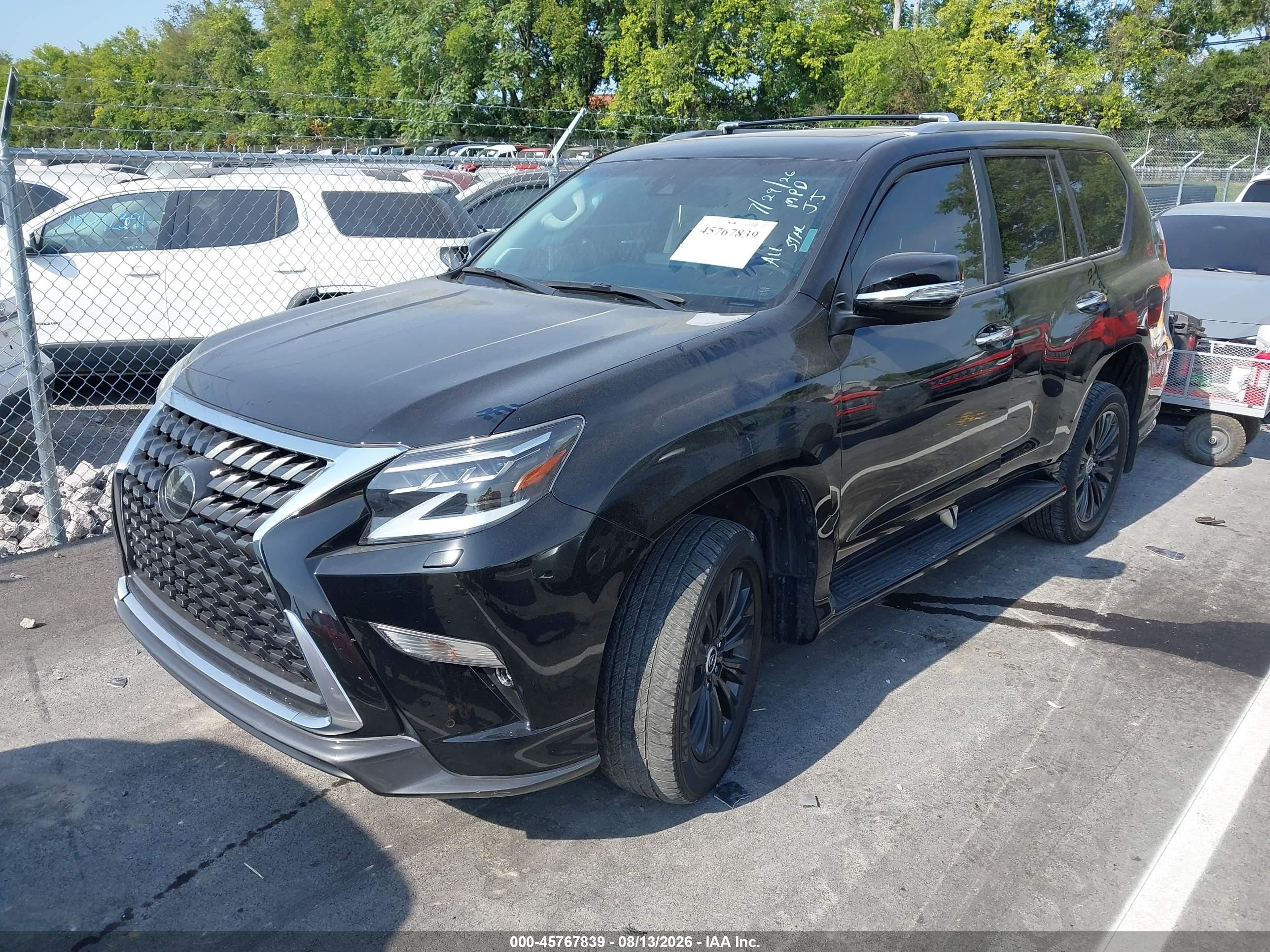 2023 Lexus GX 460 VIN JTJAM7BX1P5362442 IAAI salvage auction — Side, Salvage (Tennessee), sold $24,200 on 2026-09-05 (photo 2)